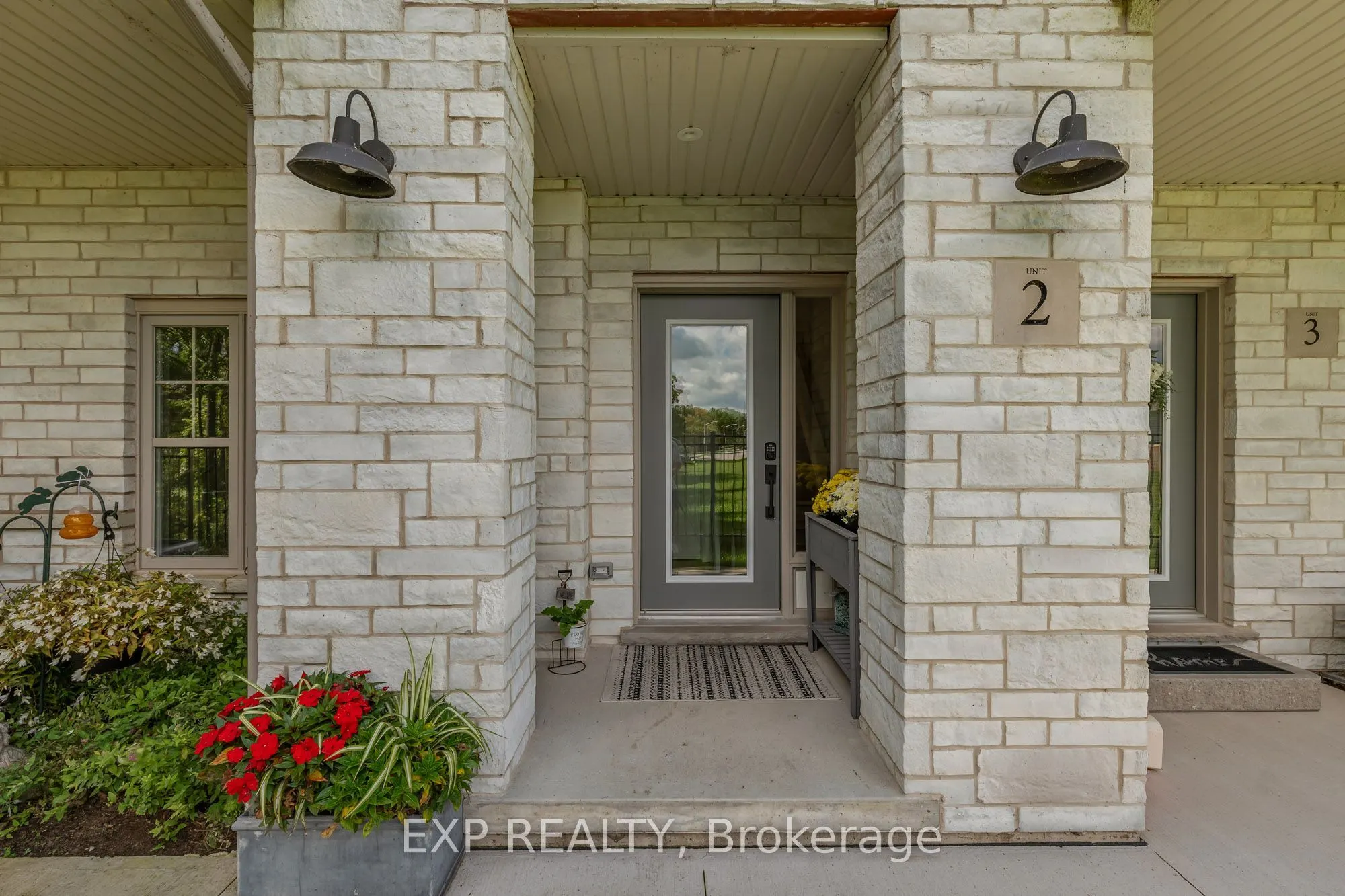 29 Cyclone Way E #2