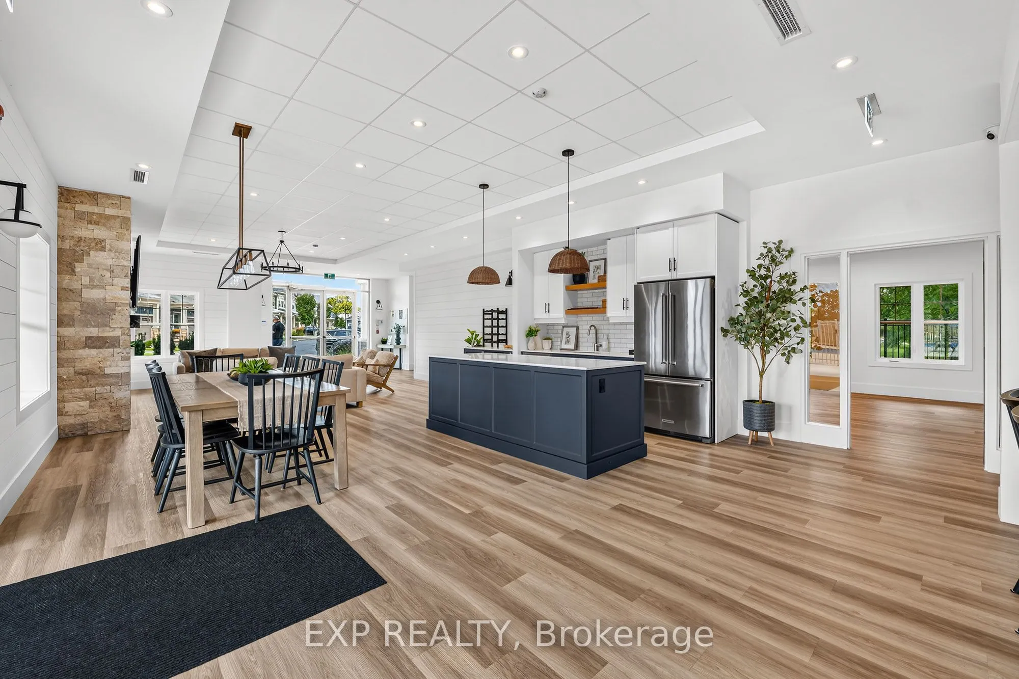 29 Cyclone Way E #2