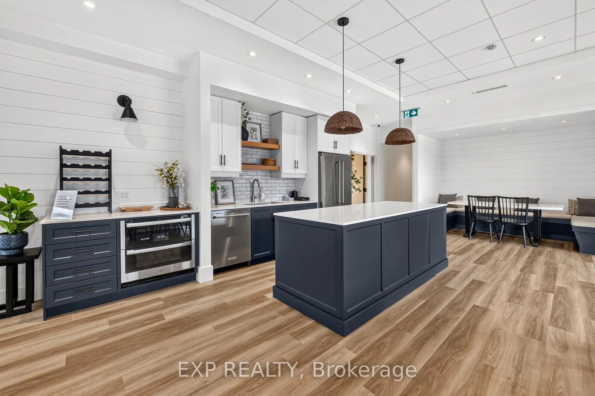 29 Cyclone Way E #2