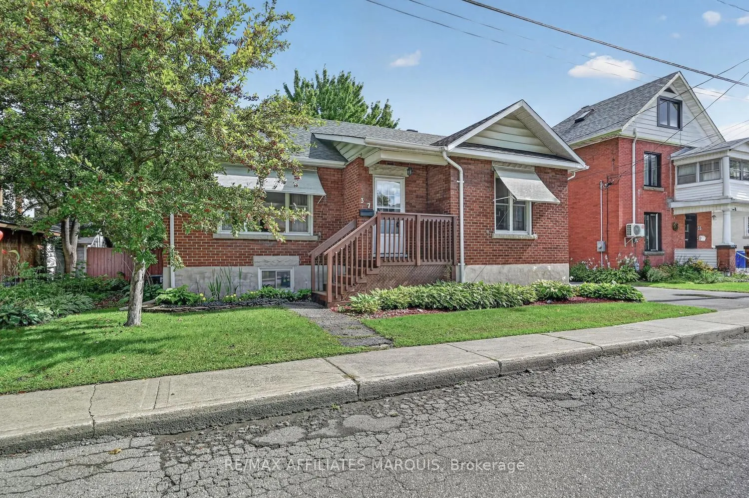 37 Ogden Avenue