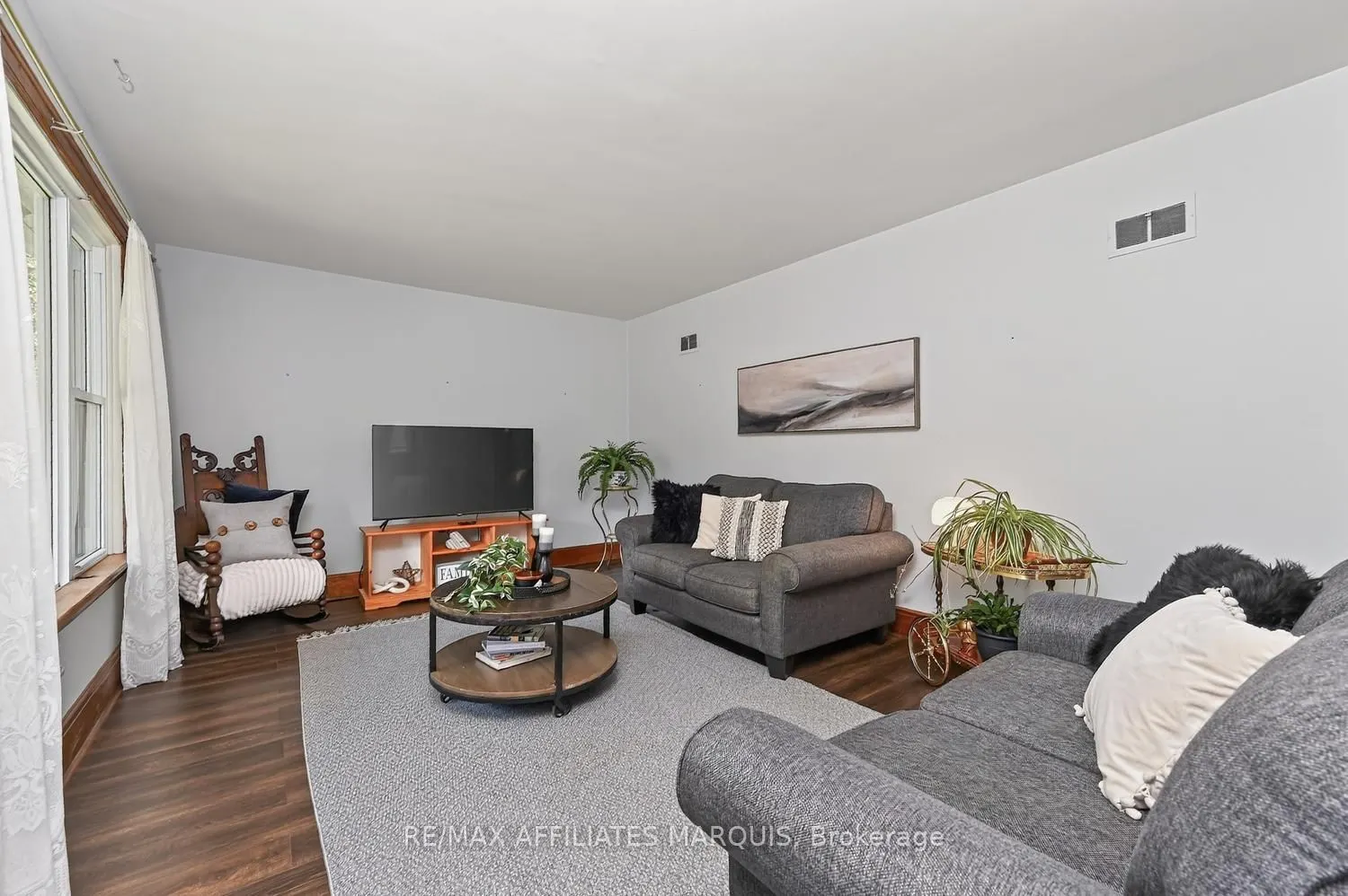 37 Ogden Avenue