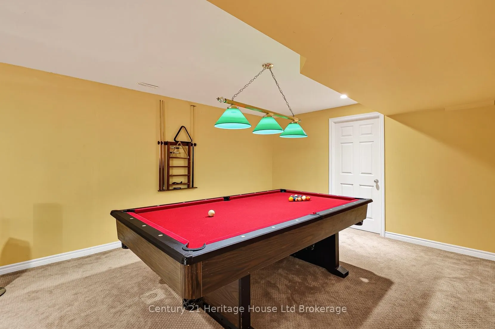 468 Lakeview Drive