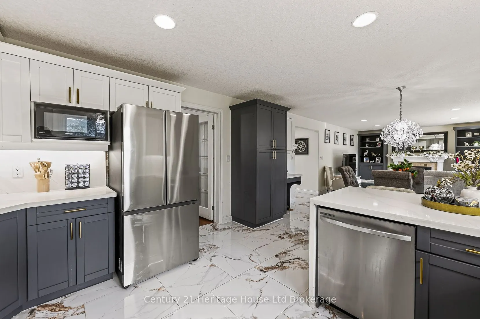 468 Lakeview Drive