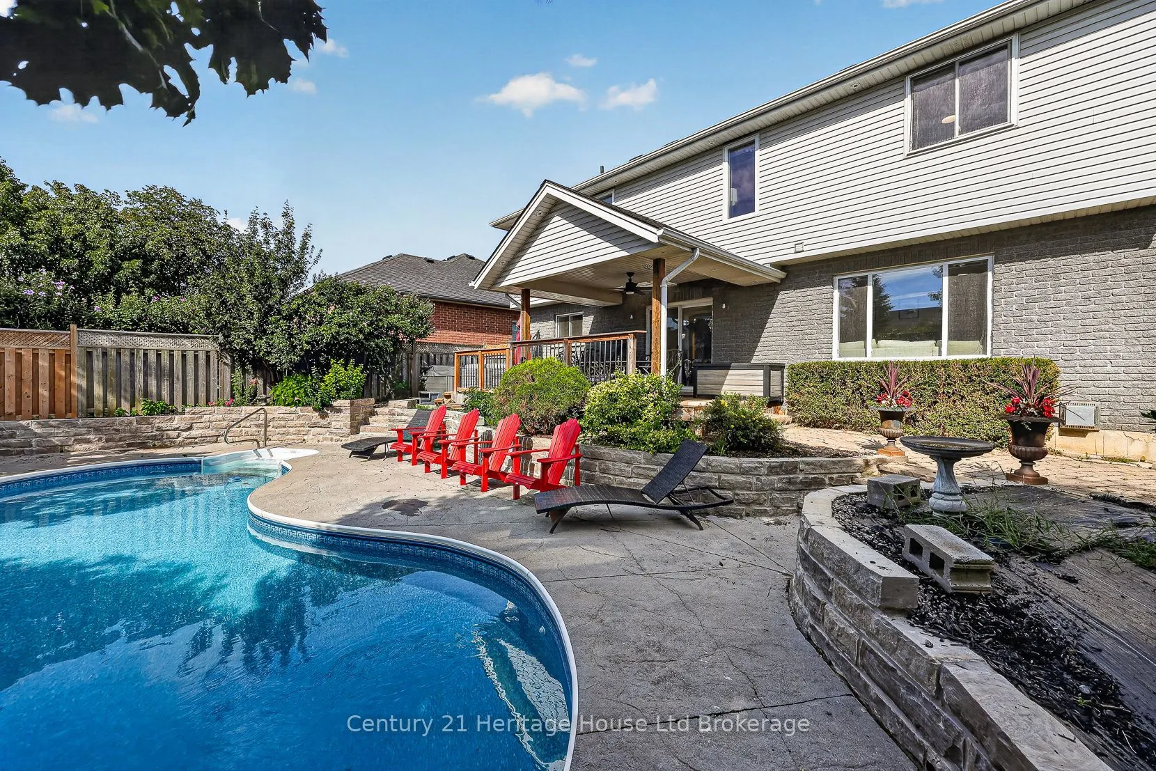468 Lakeview Drive