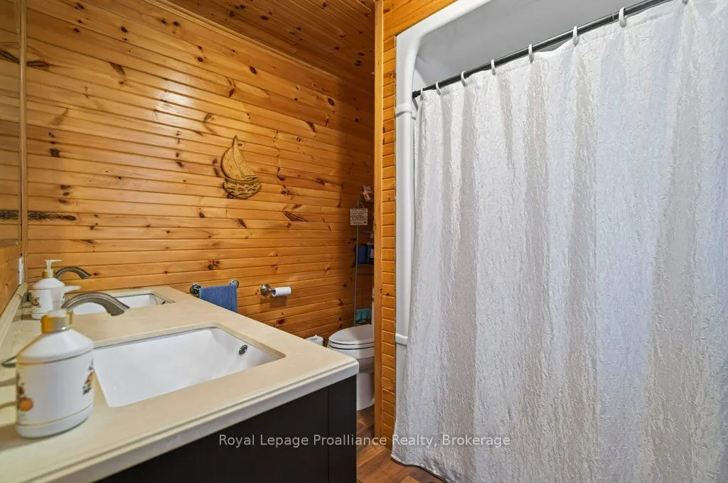 1077 Pukitis Trail