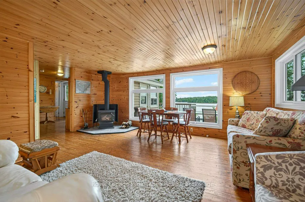 1077 Pukitis Trail