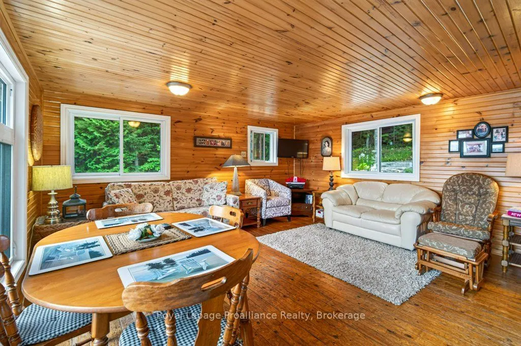 1077 Pukitis Trail