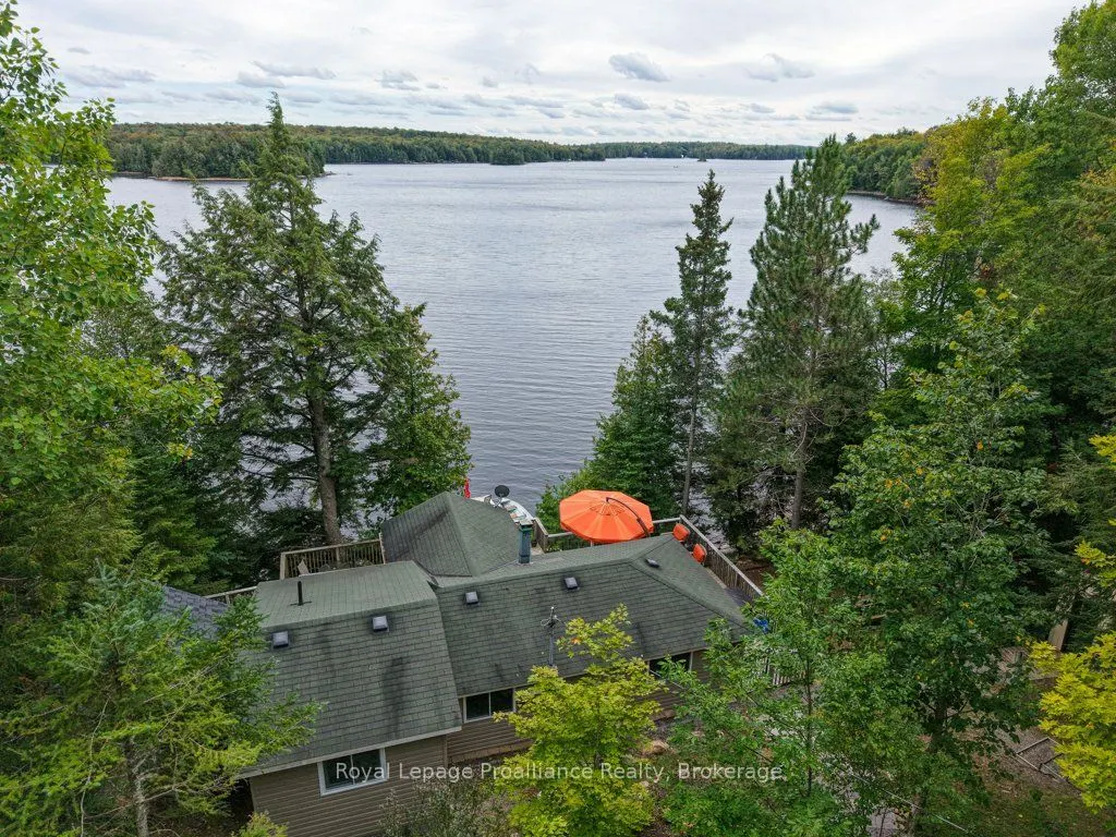 1077 Pukitis Trail