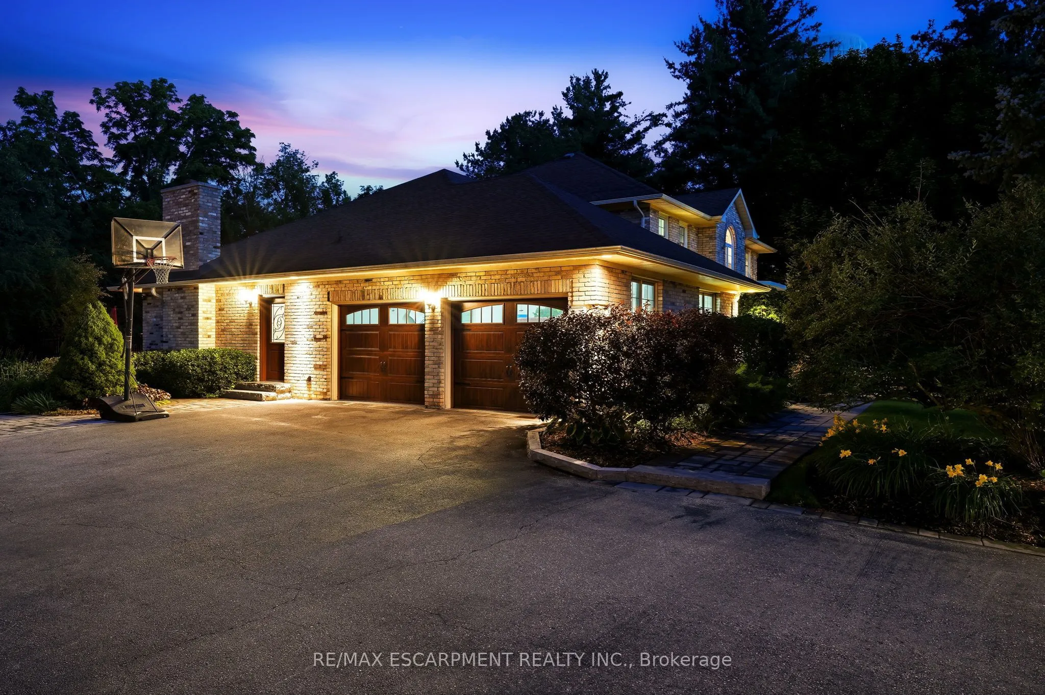 48 Woodend Drive