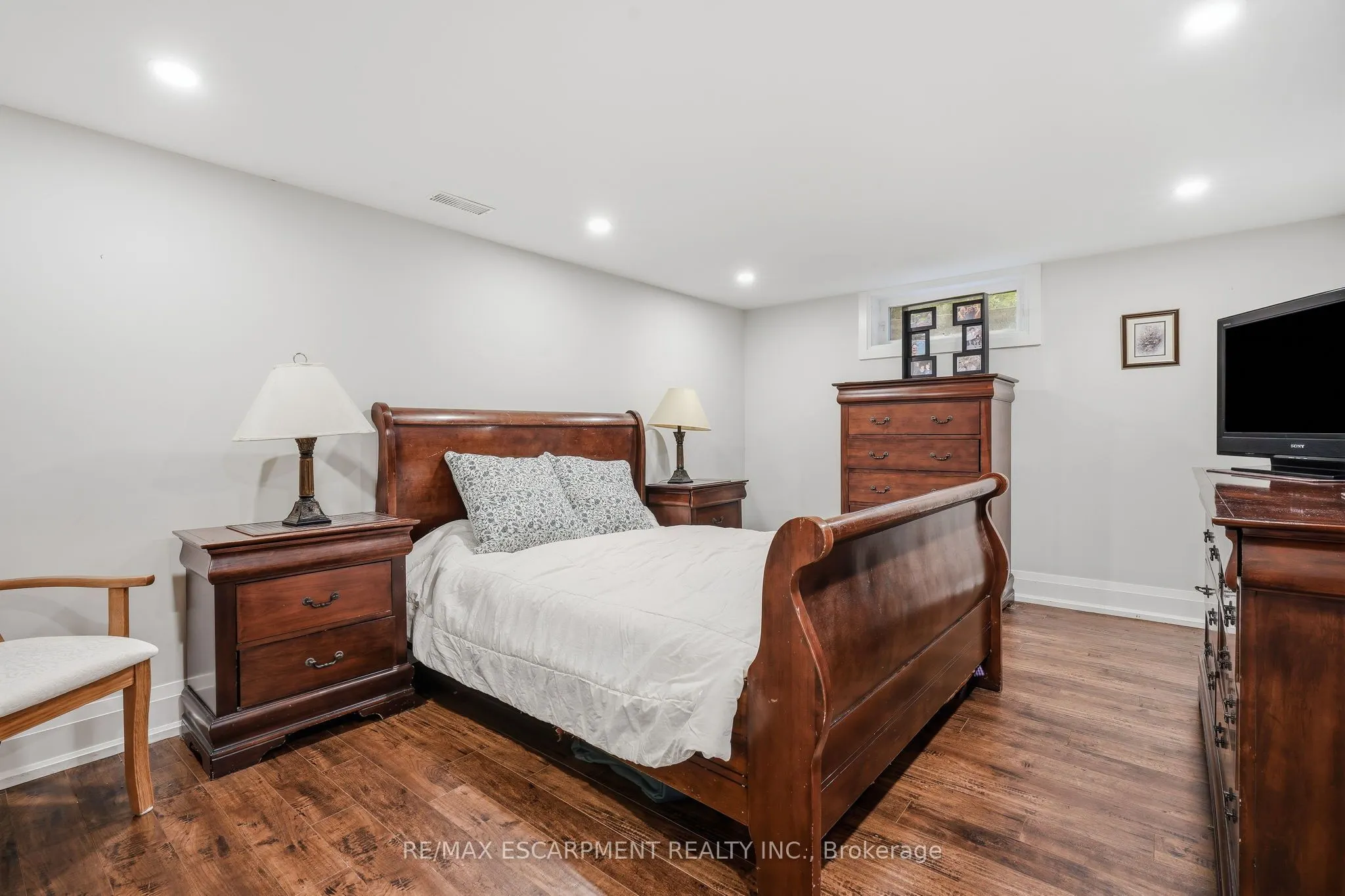 48 Woodend Drive