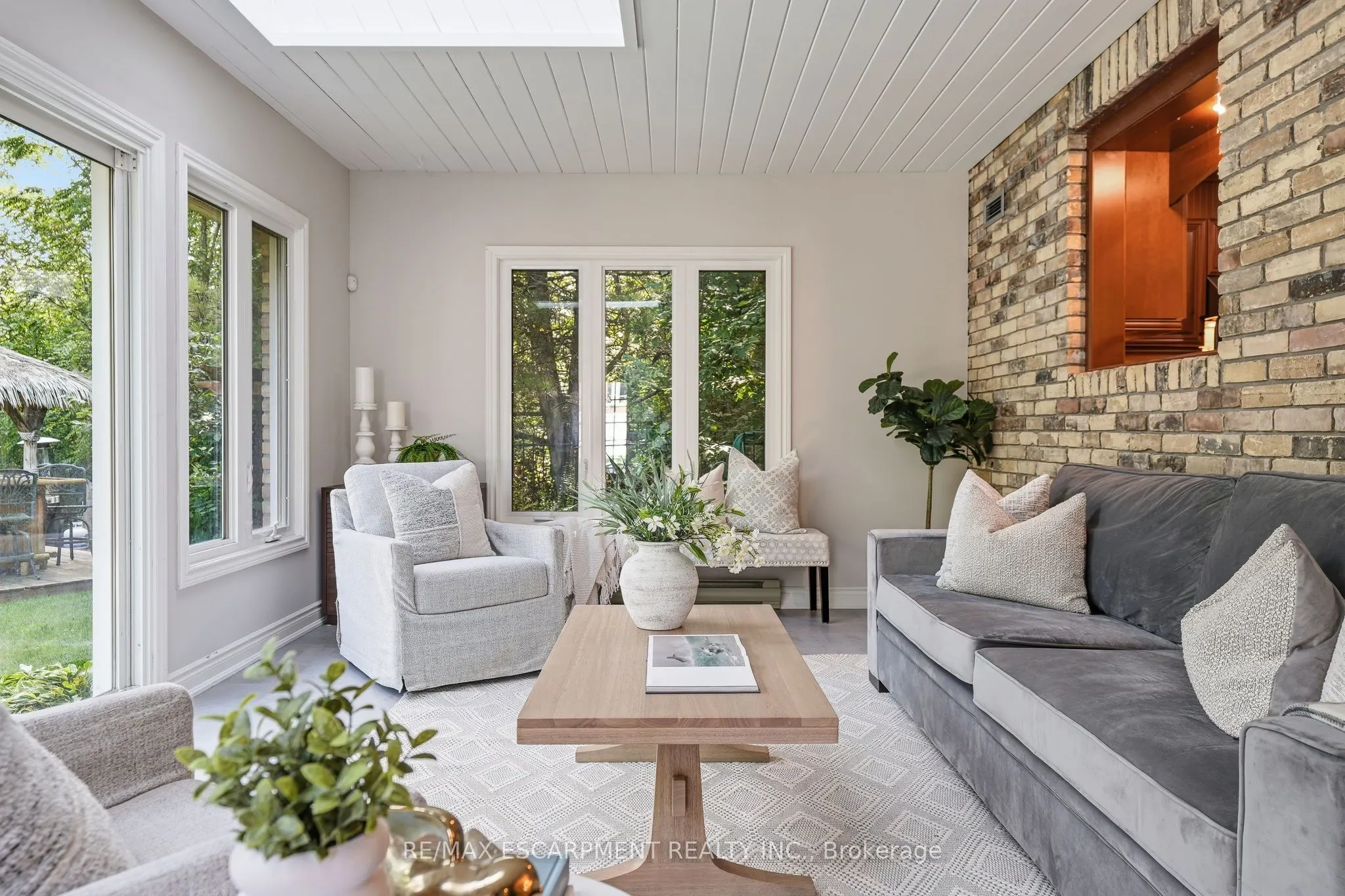 48 Woodend Drive