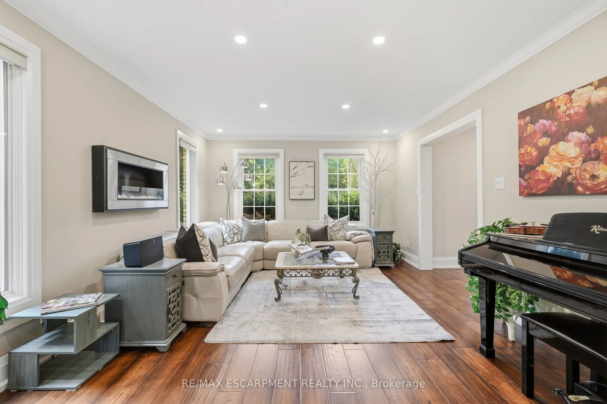 48 Woodend Drive