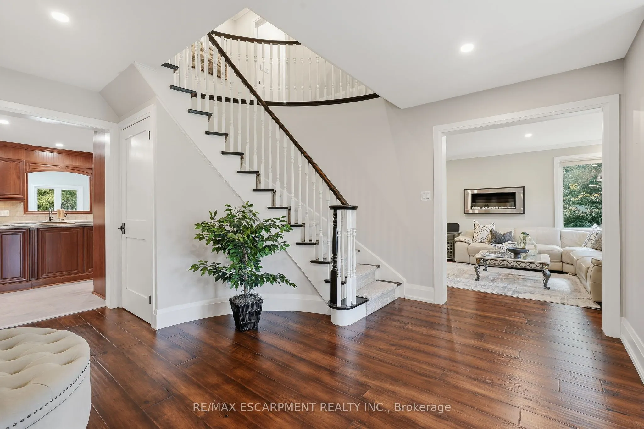 48 Woodend Drive
