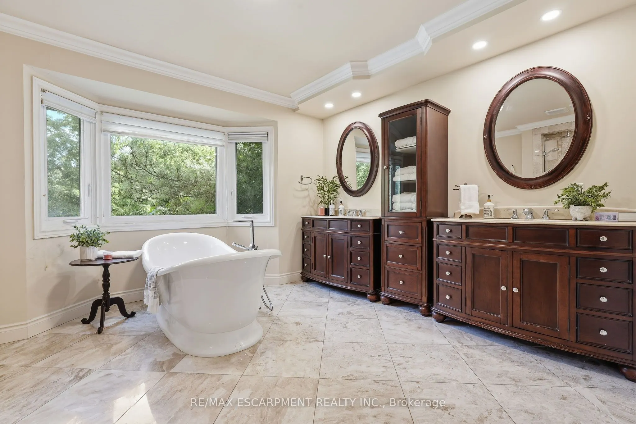 48 Woodend Drive