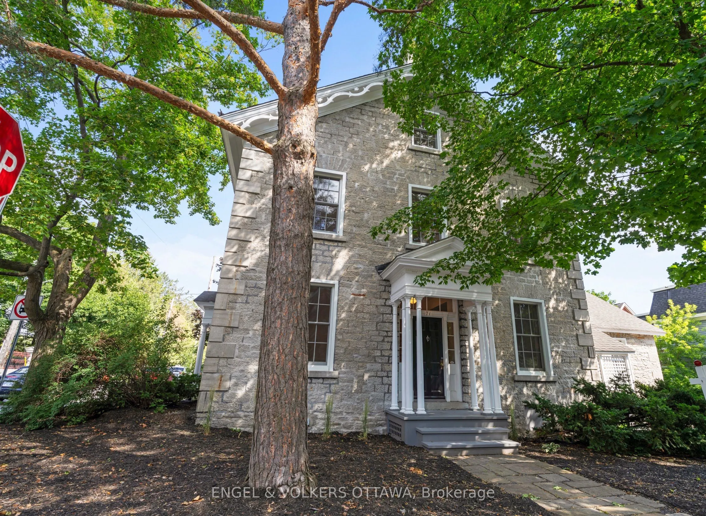 71 Thomas Street