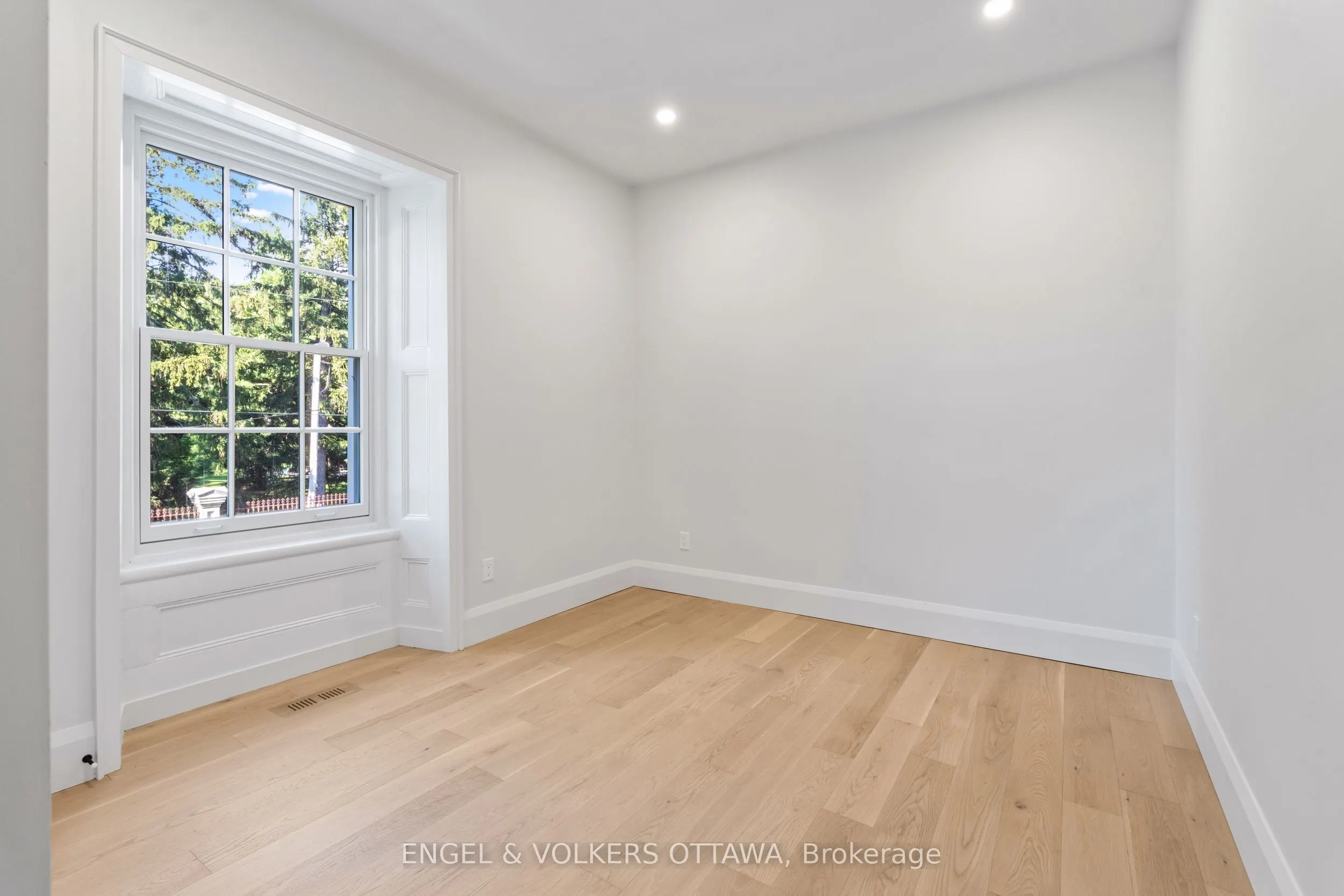 35 Mackay Street
