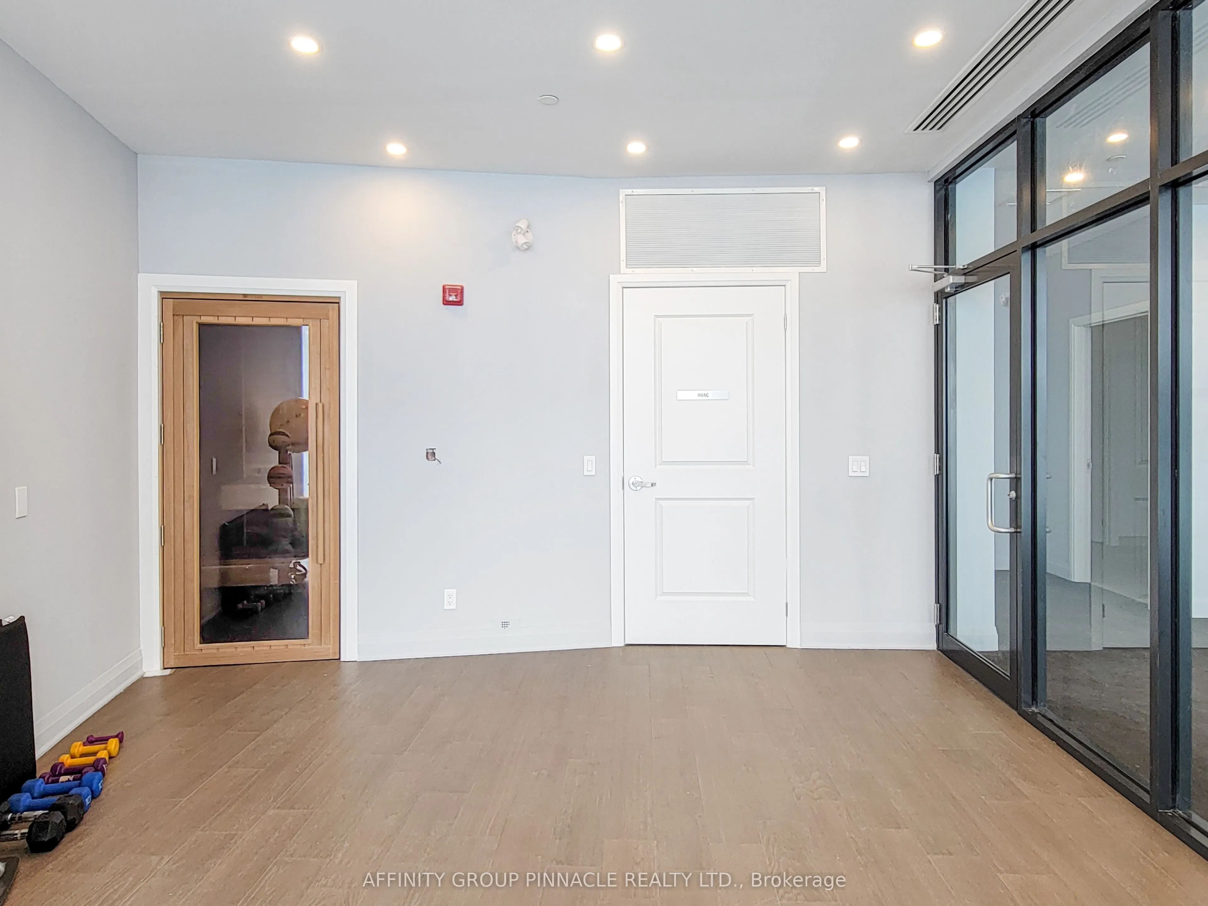 99 Louisa Street #309