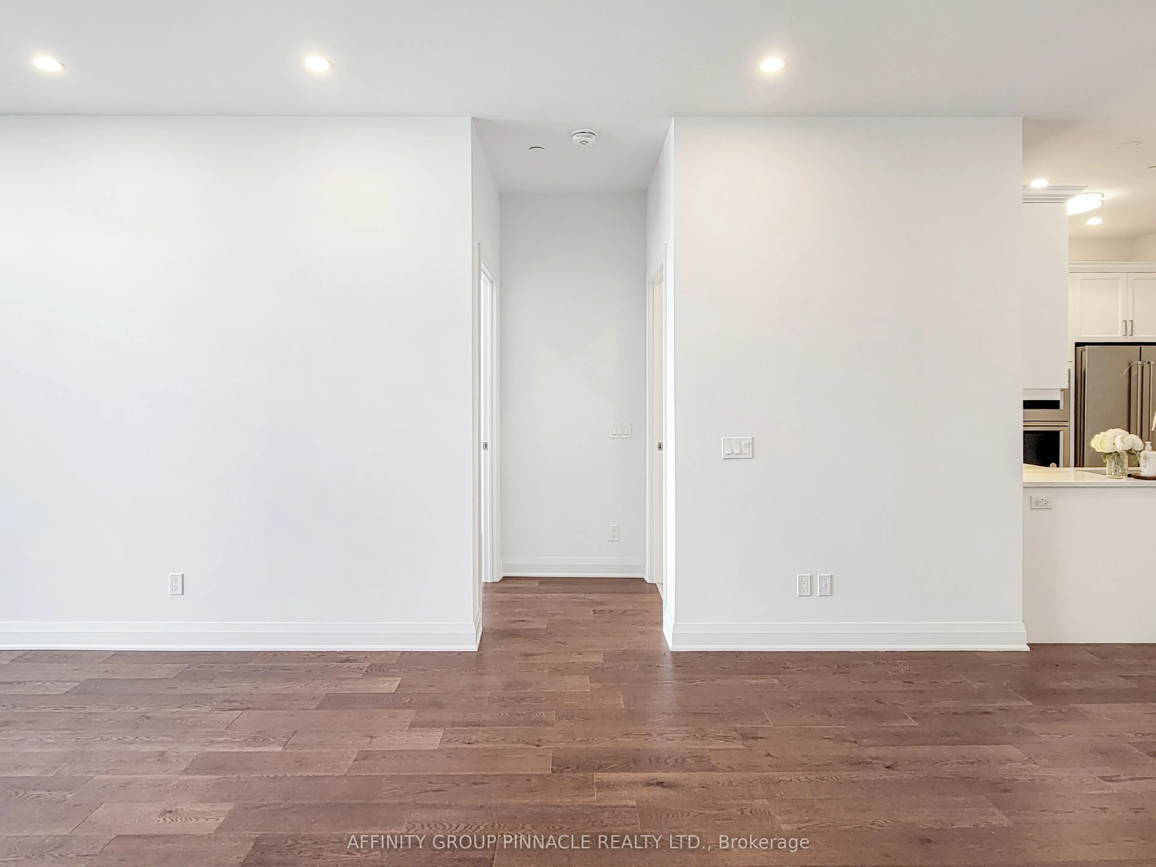 99 Louisa Street #309