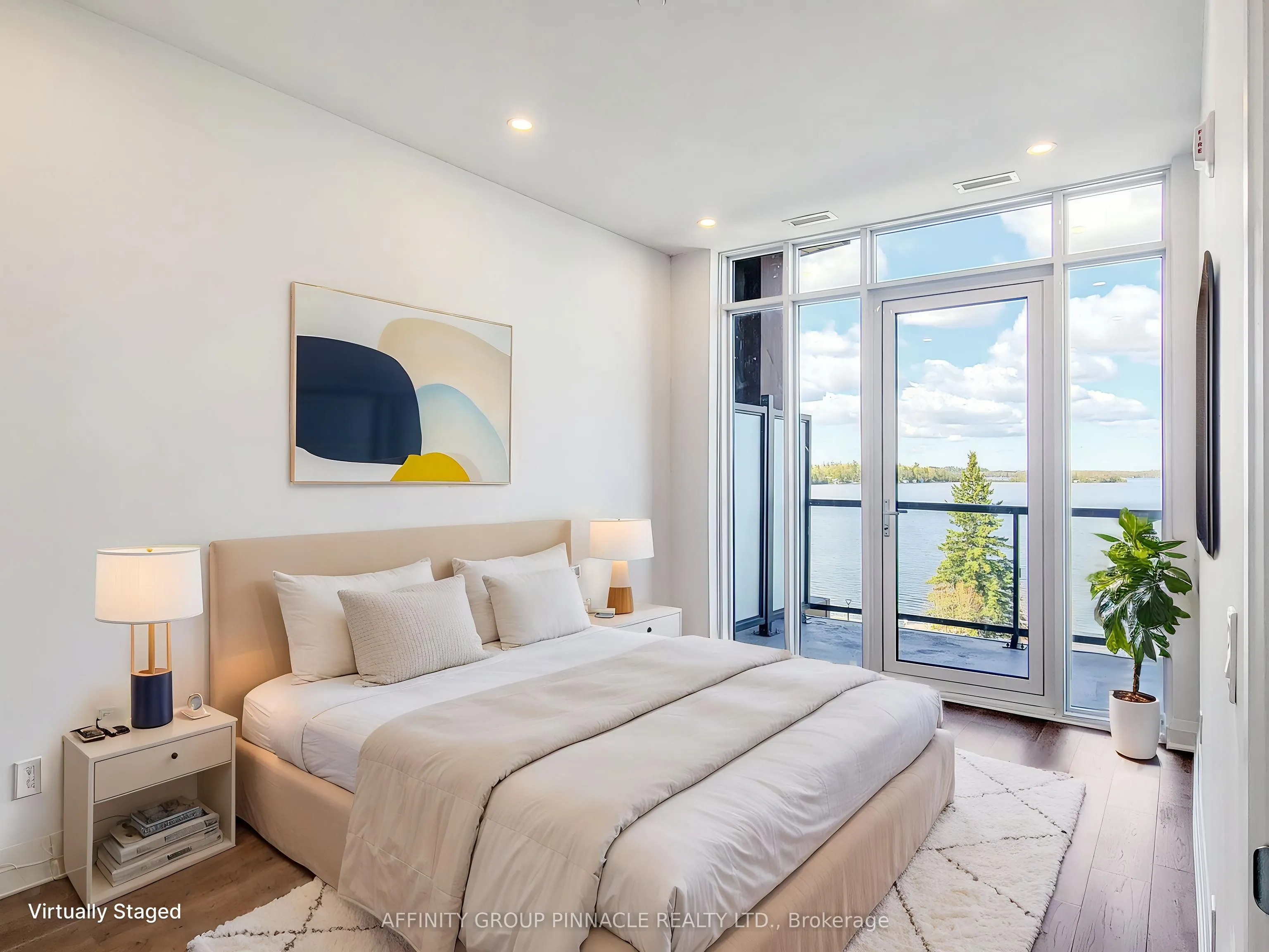 99 Louisa Street #309