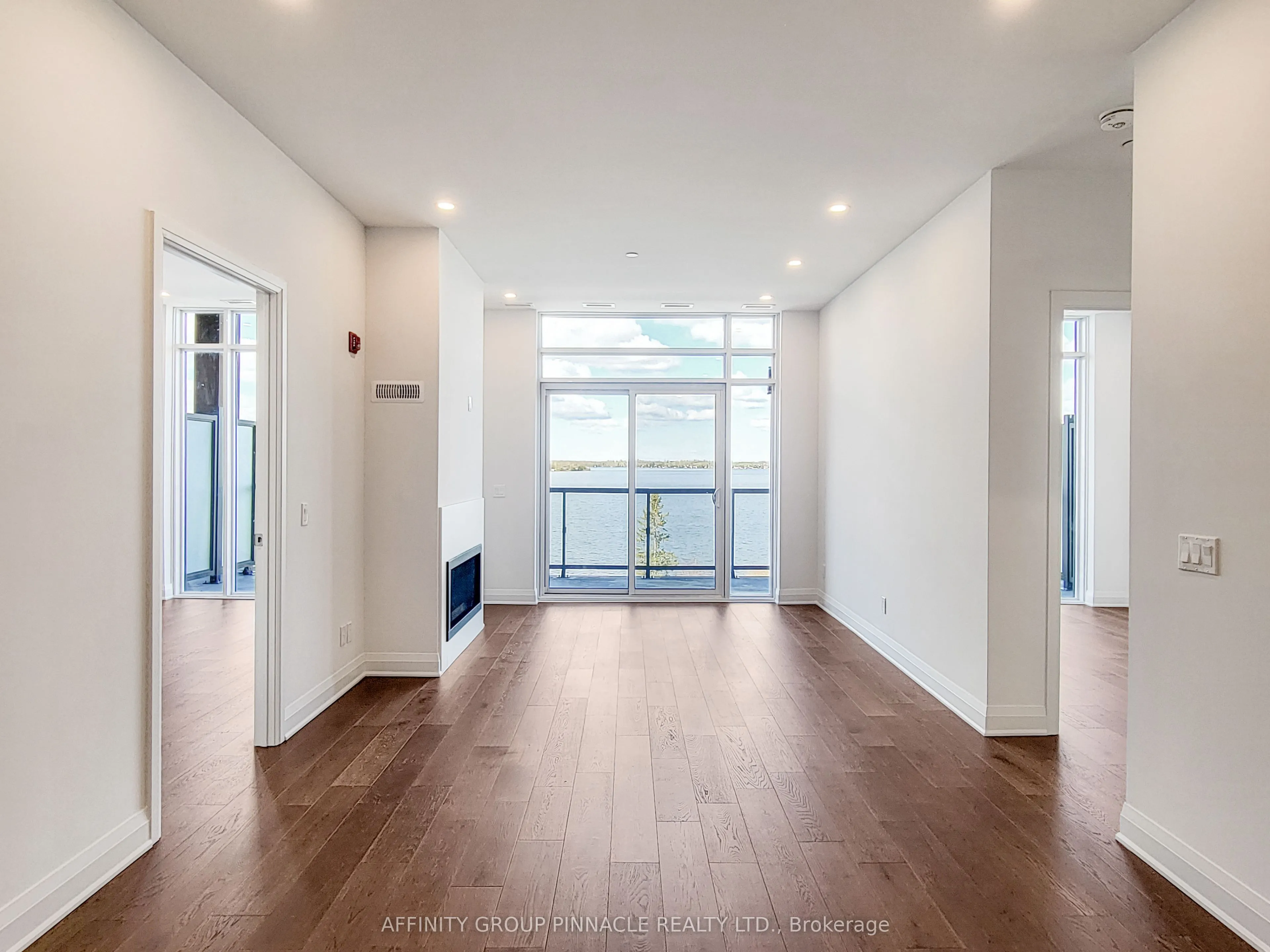 99 Louisa Street #309