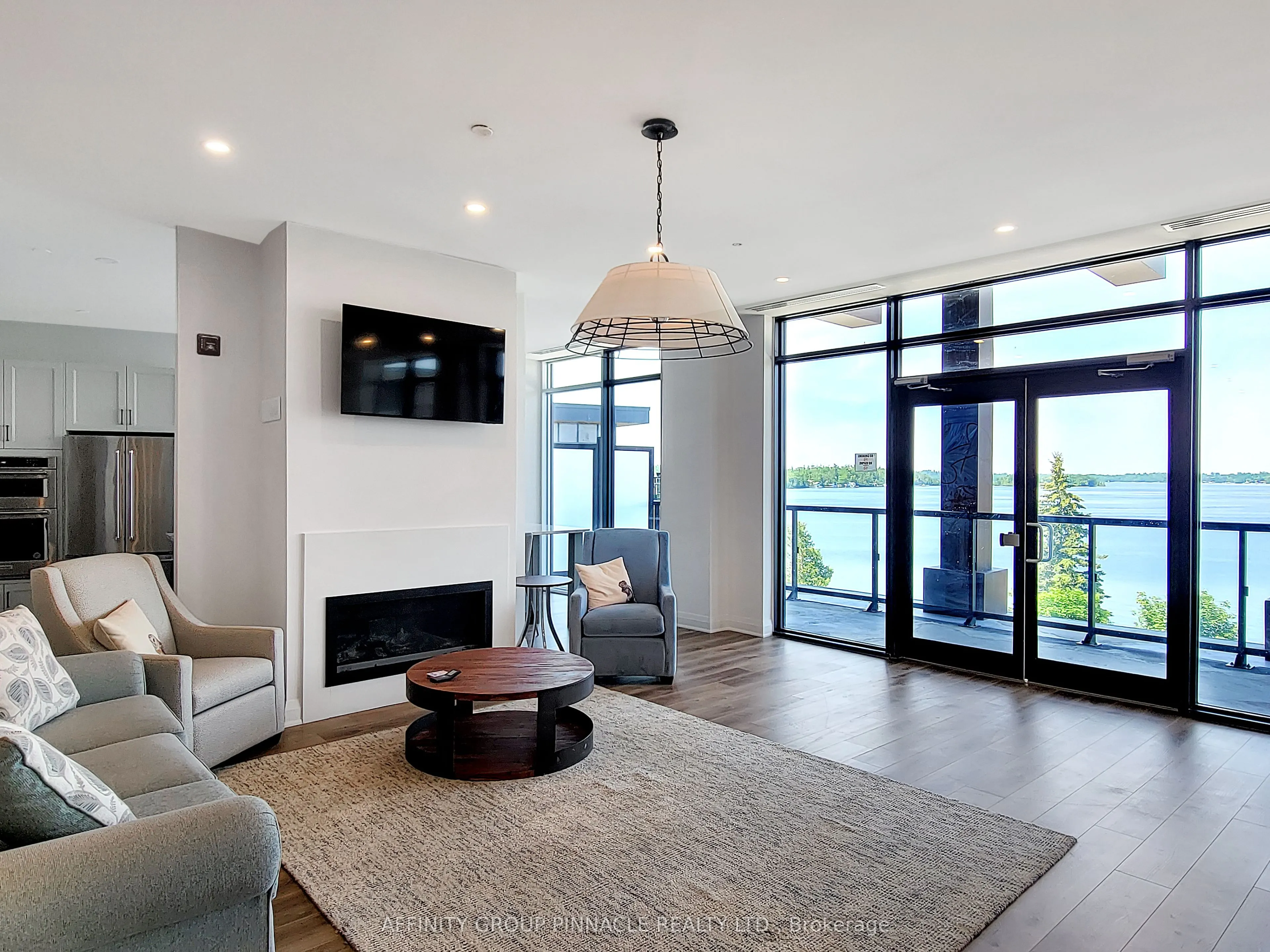 99 Louisa Street #309