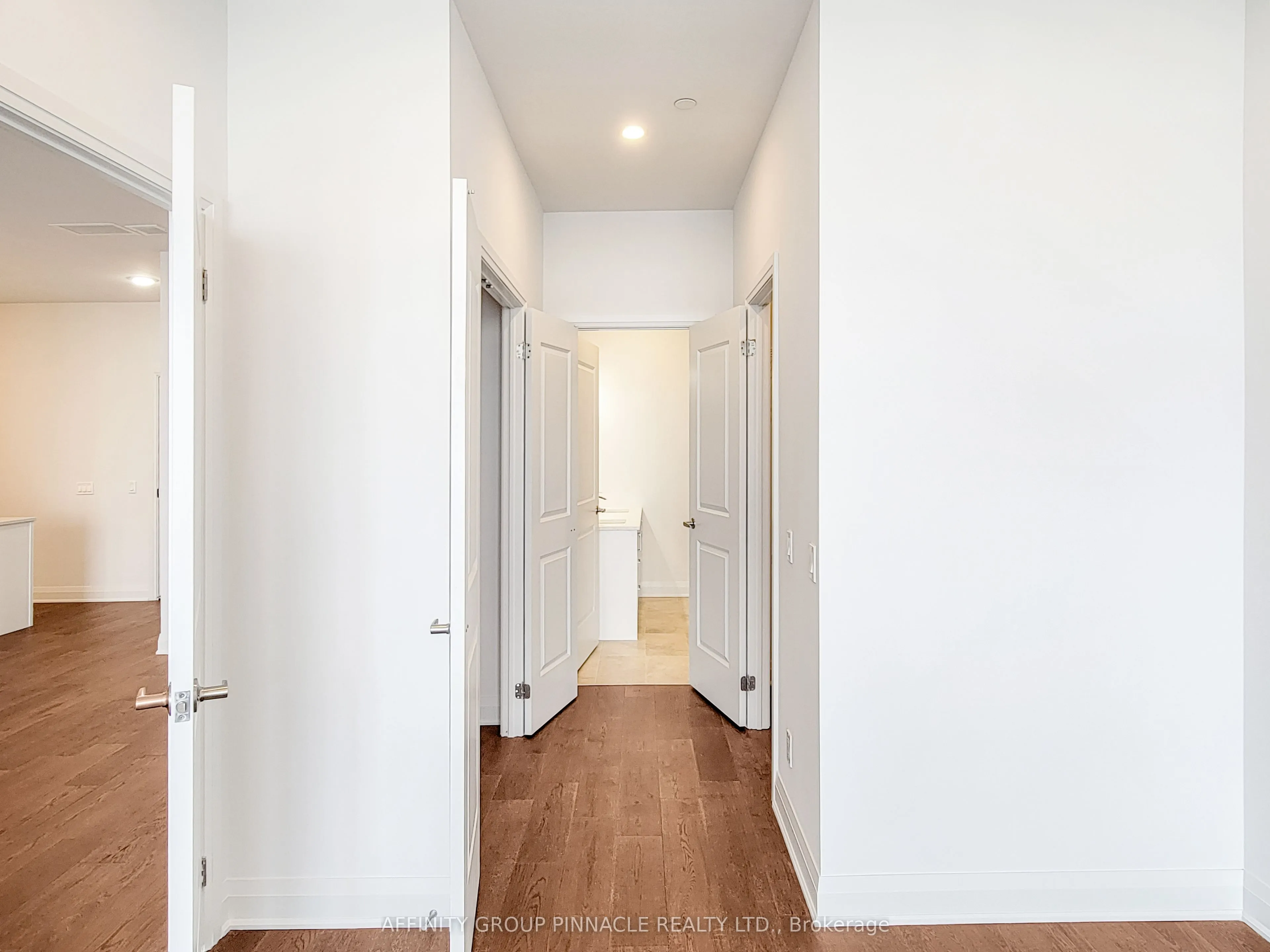 99 Louisa Street #309