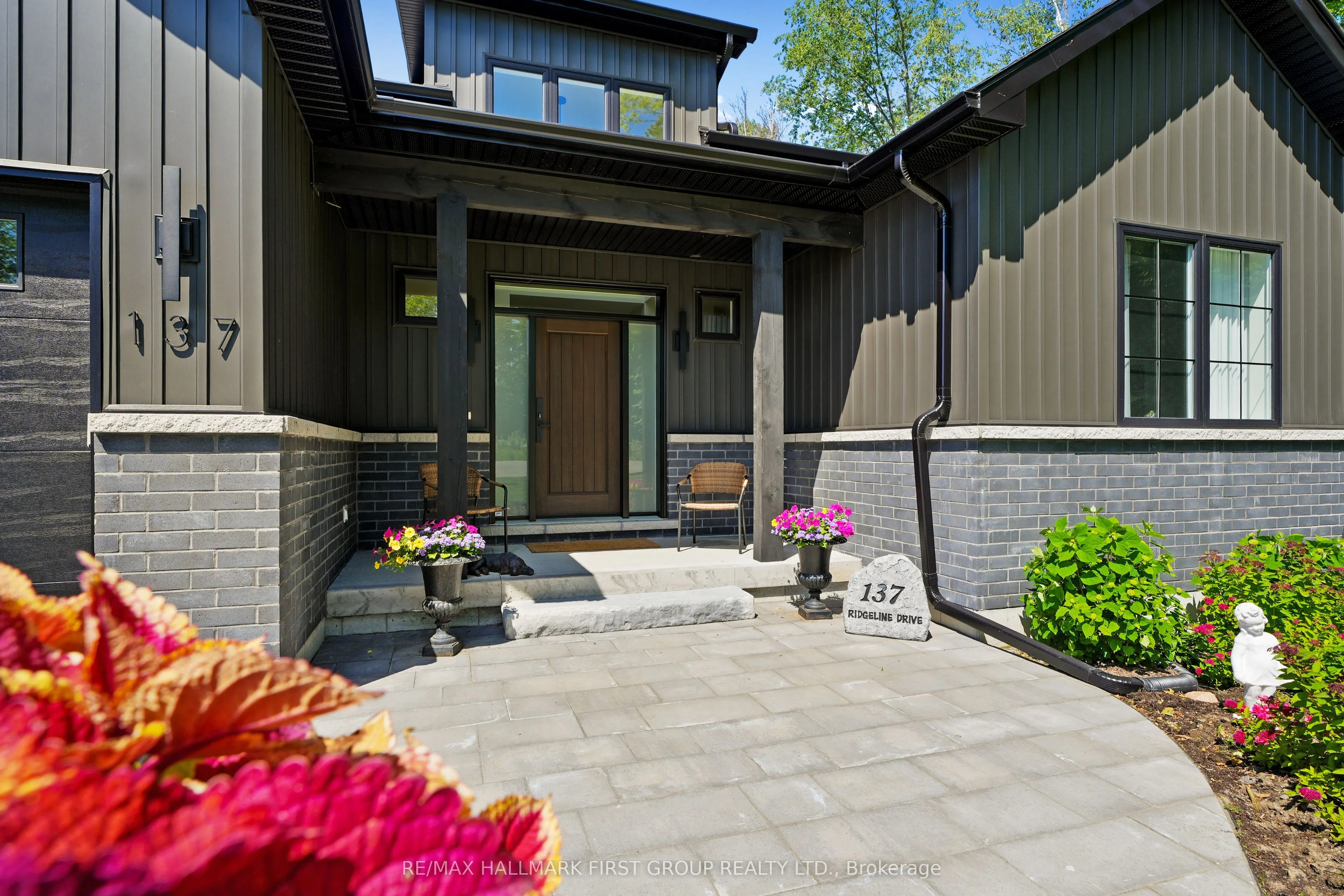 137 Ridgeline Drive