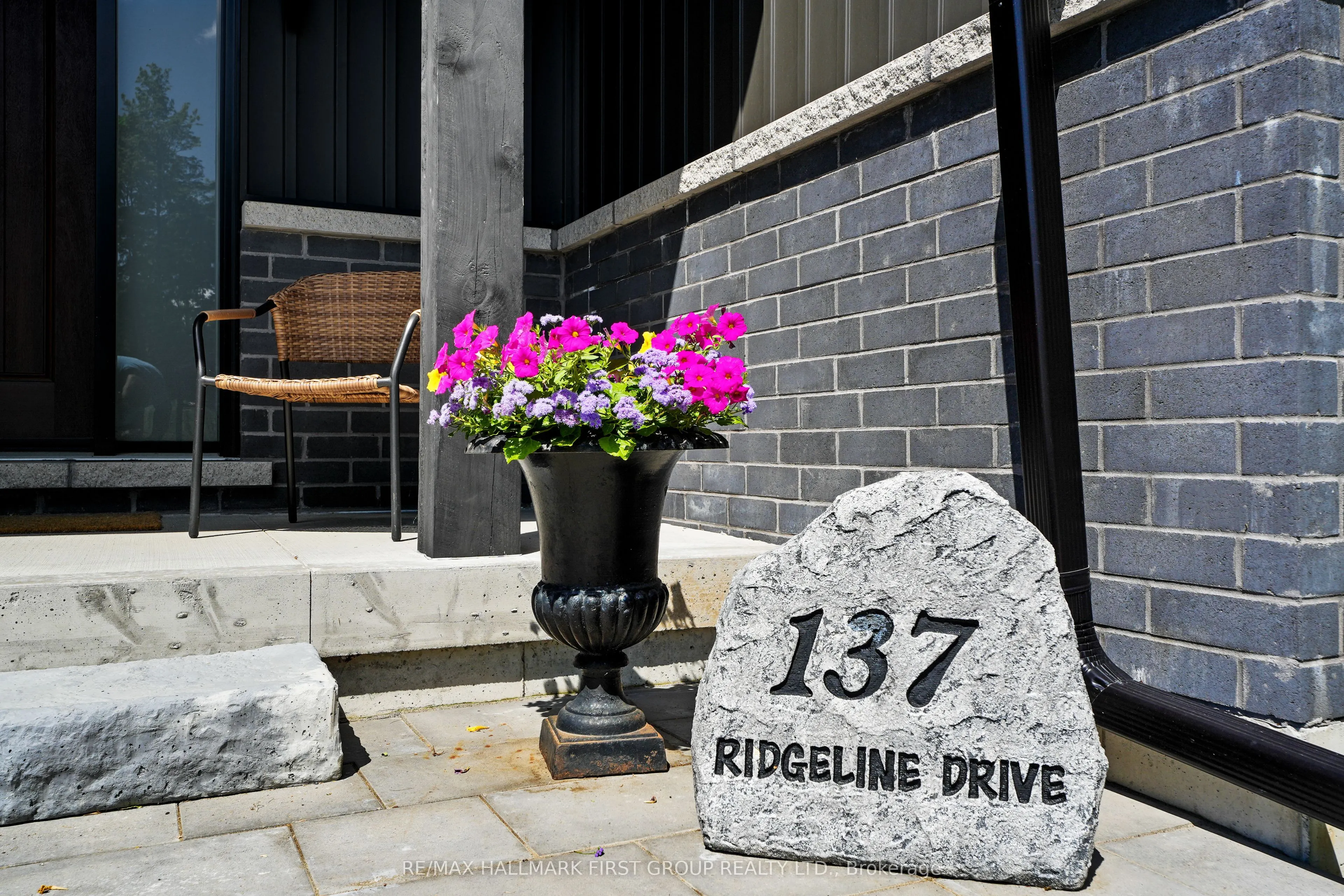 137 Ridgeline Drive