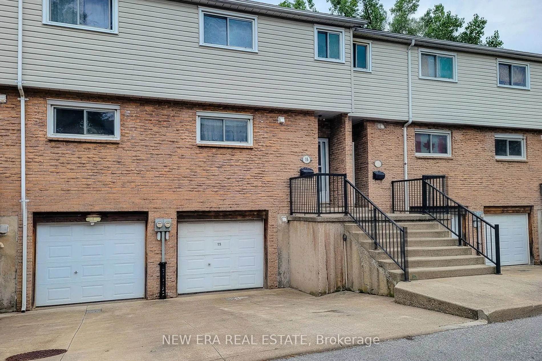 149 St Catharine Street #15