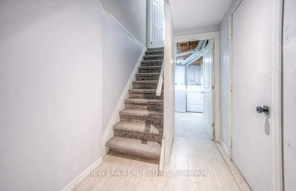 149 St Catharine Street #15