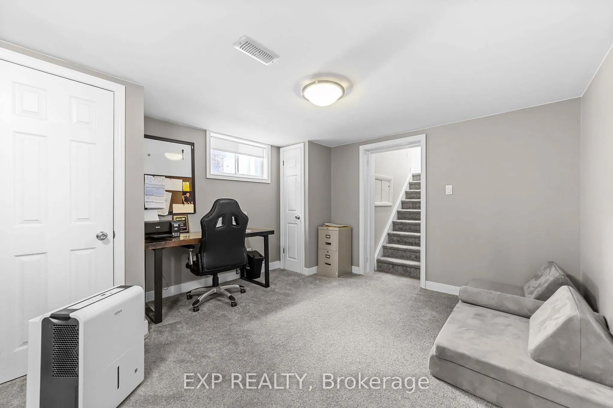 9221 Hickory Drive