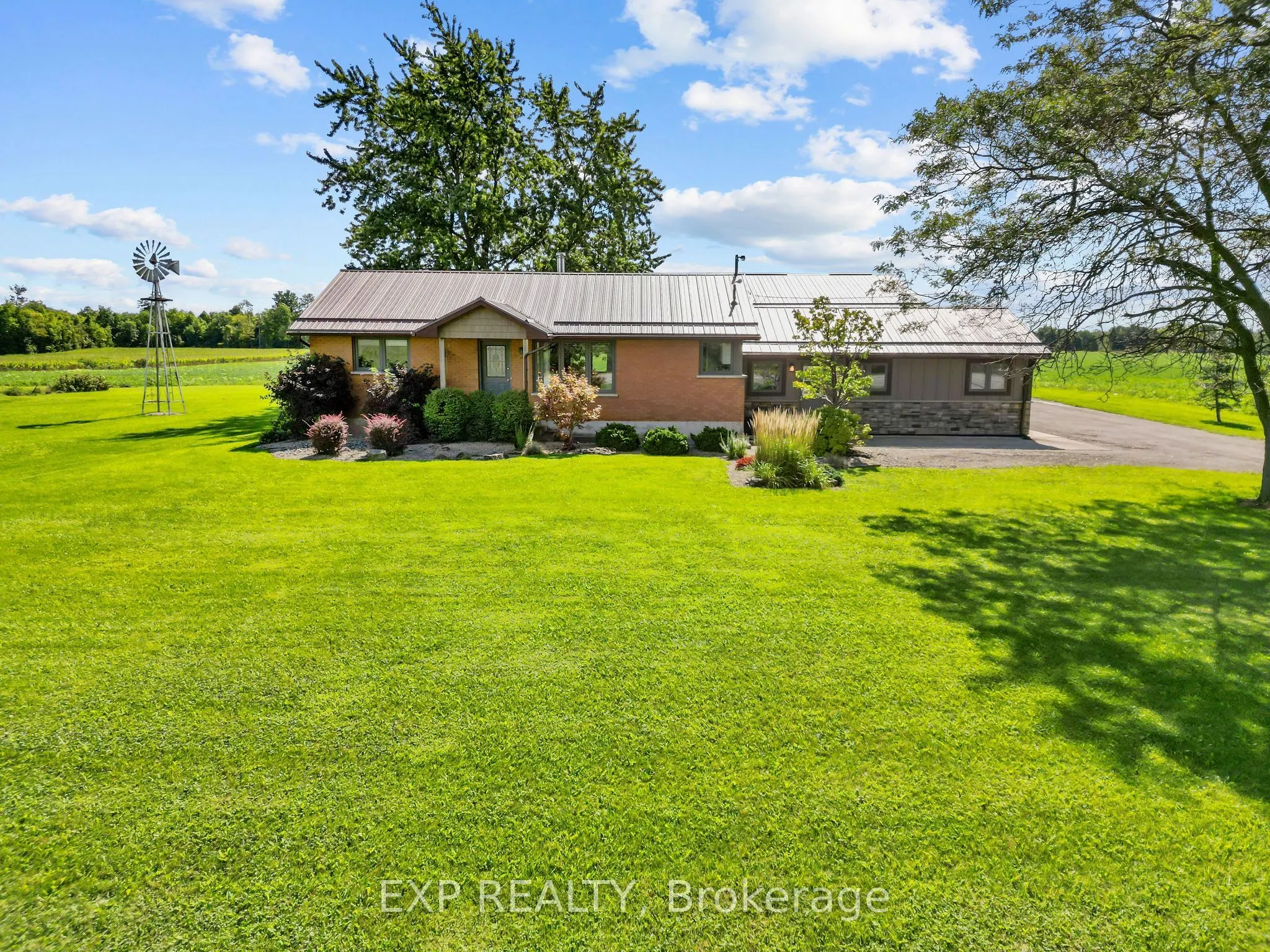9221 Hickory Drive