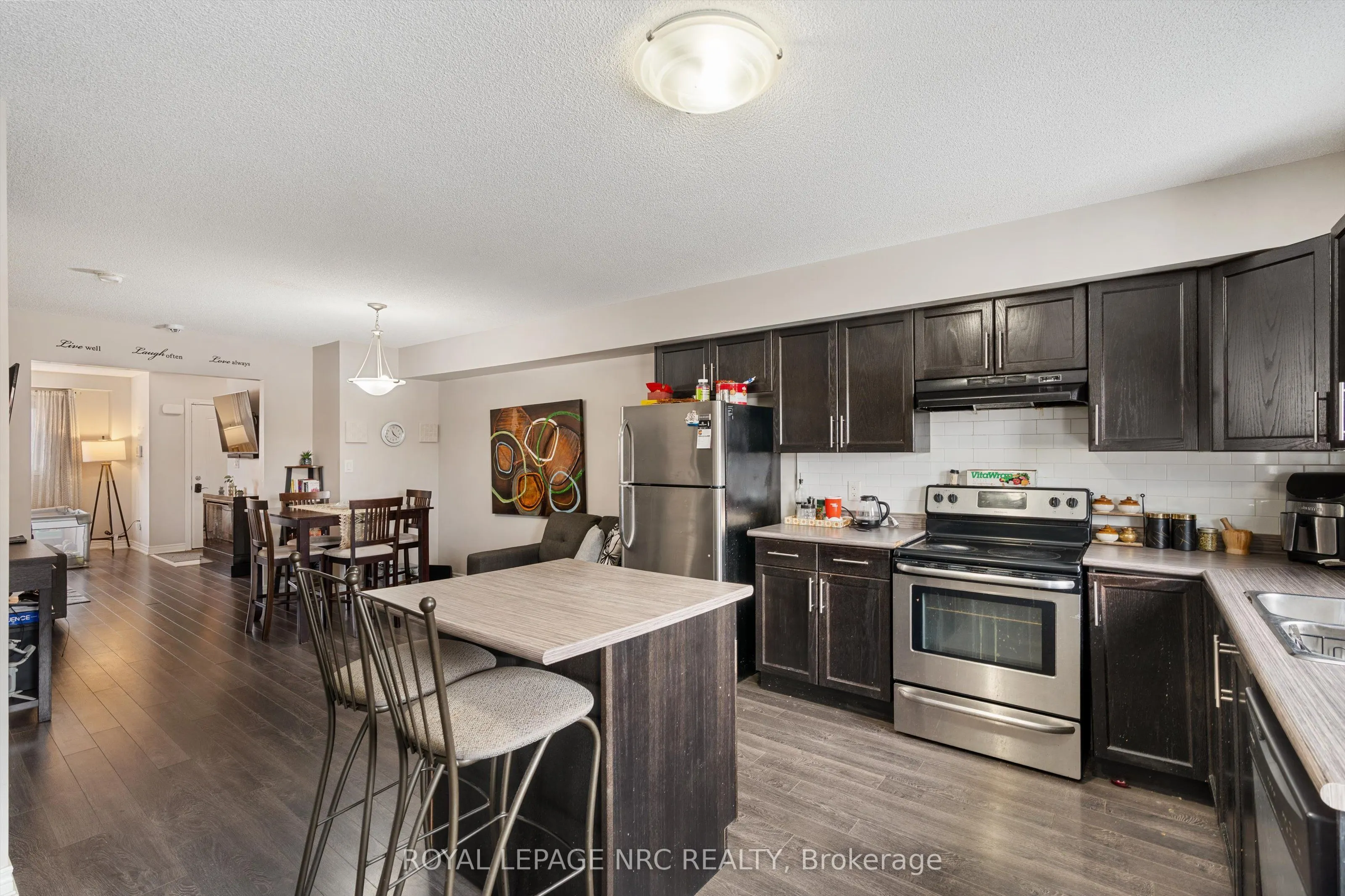 6118 Kelsey Crescent #6