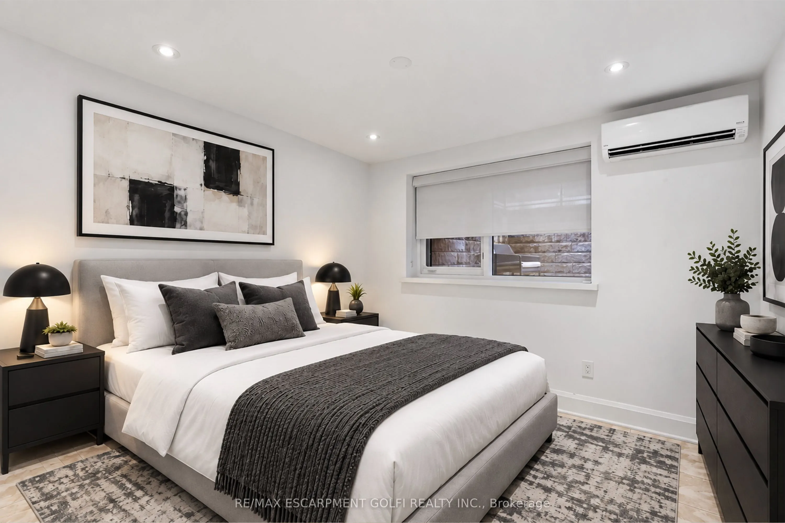 397 KING Street W #116