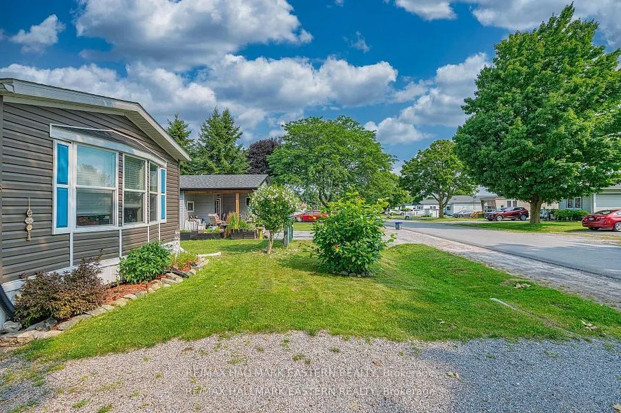 6 Hillview Drive