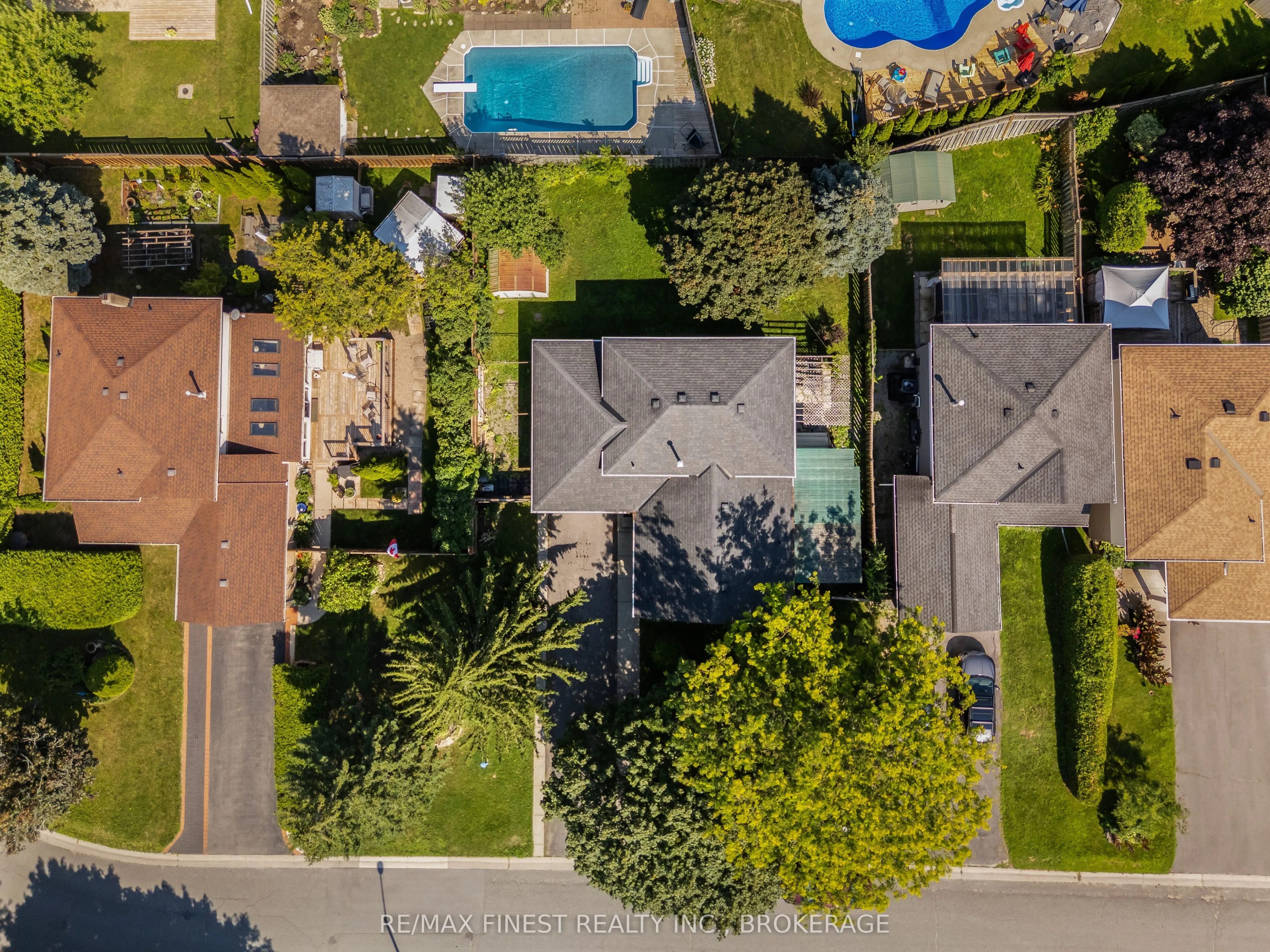 105 Grenadier Drive