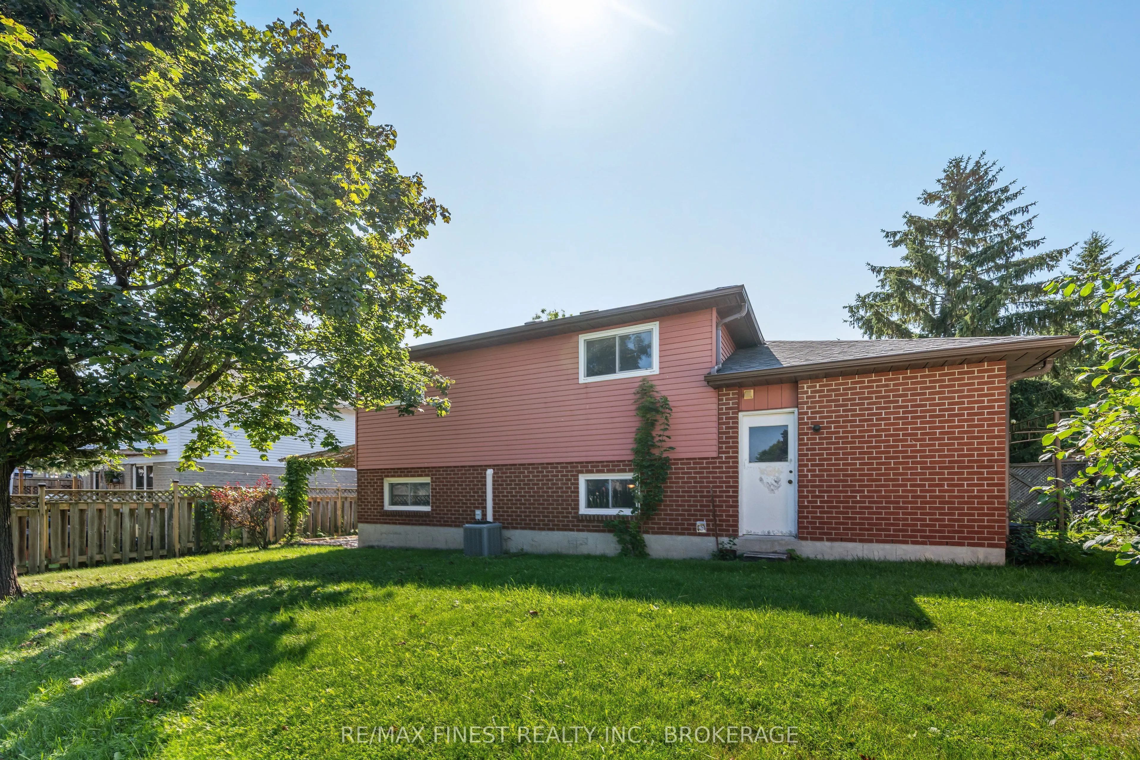 105 Grenadier Drive
