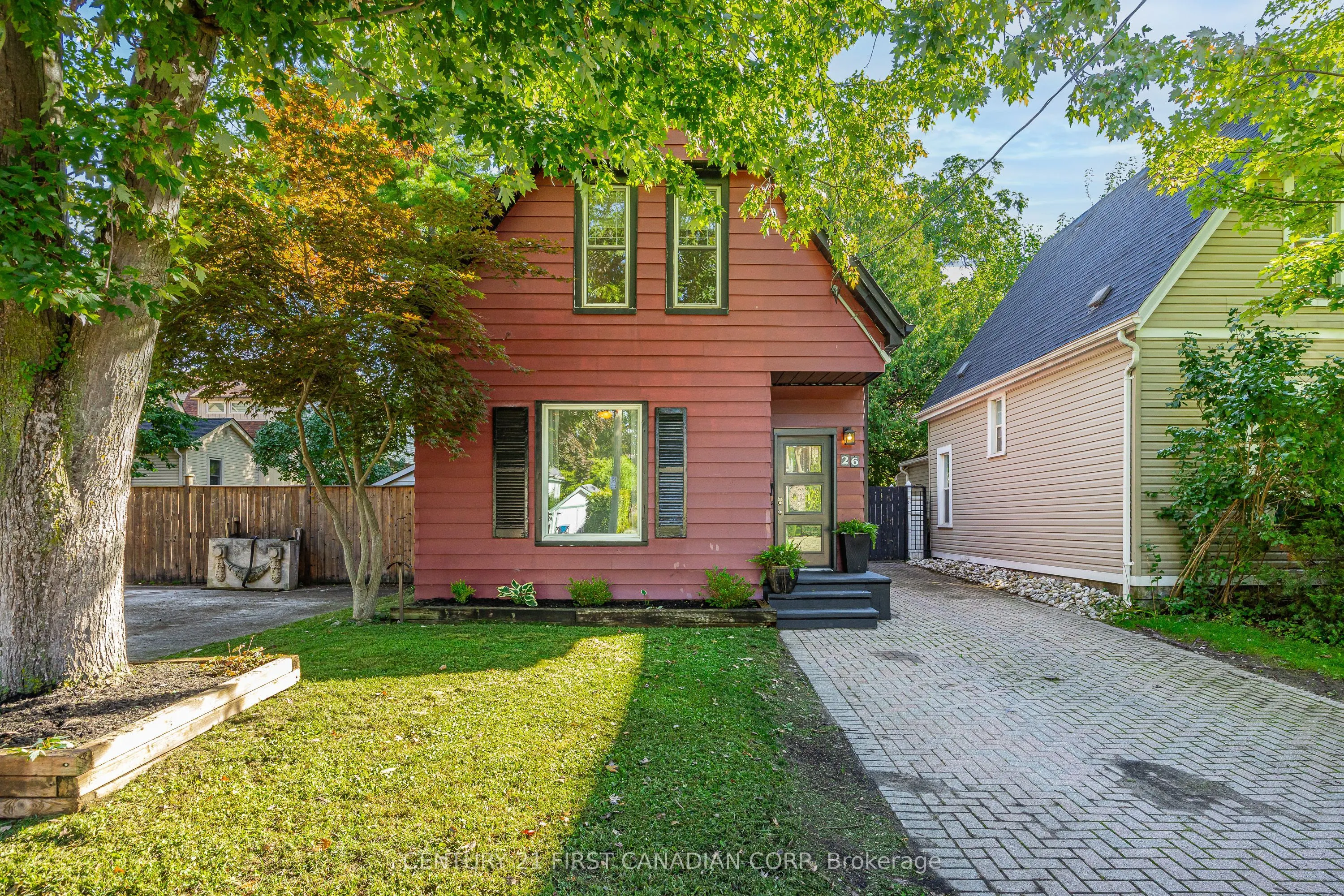 26 Thornton Avenue
