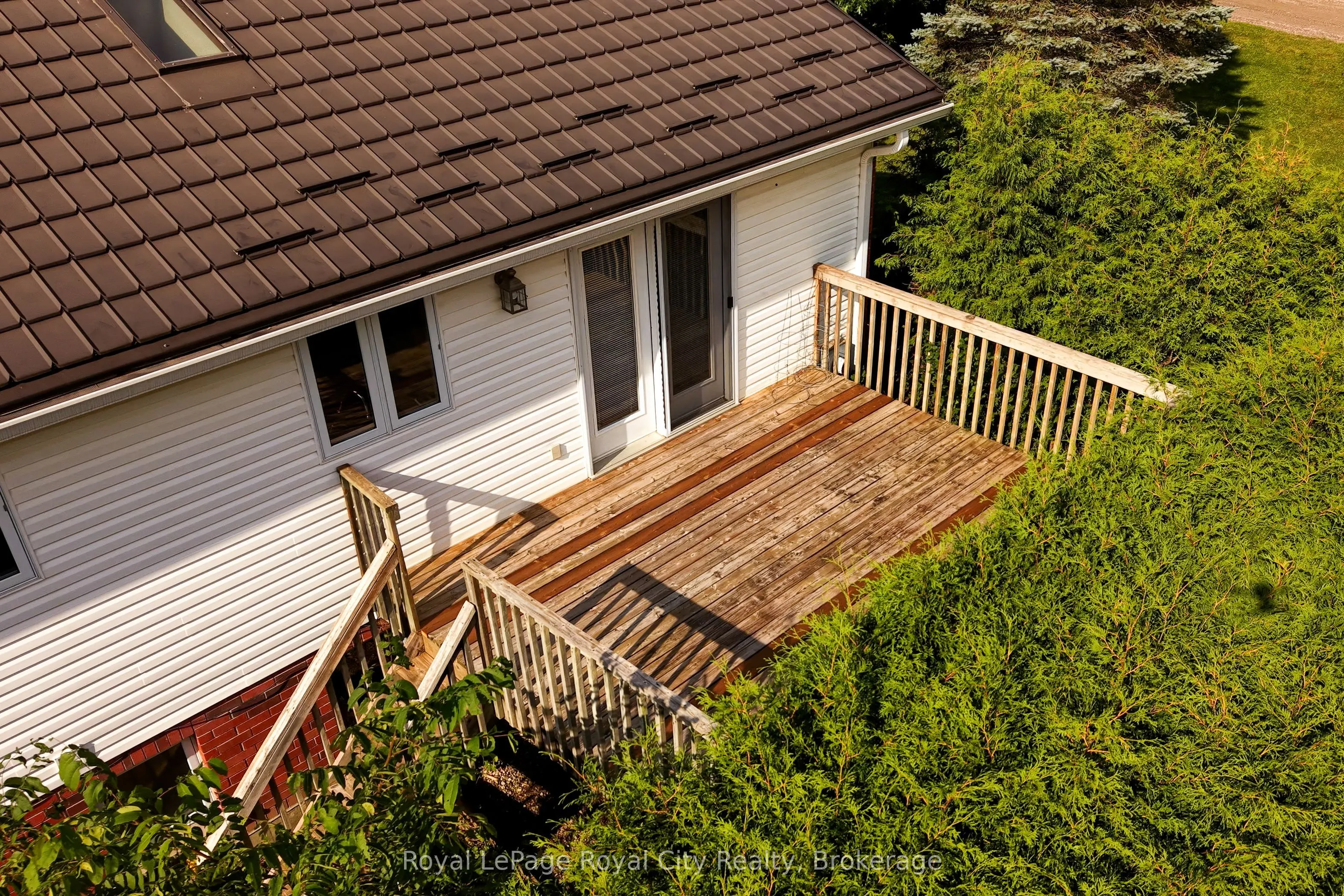 4452 Sideroad 20 N