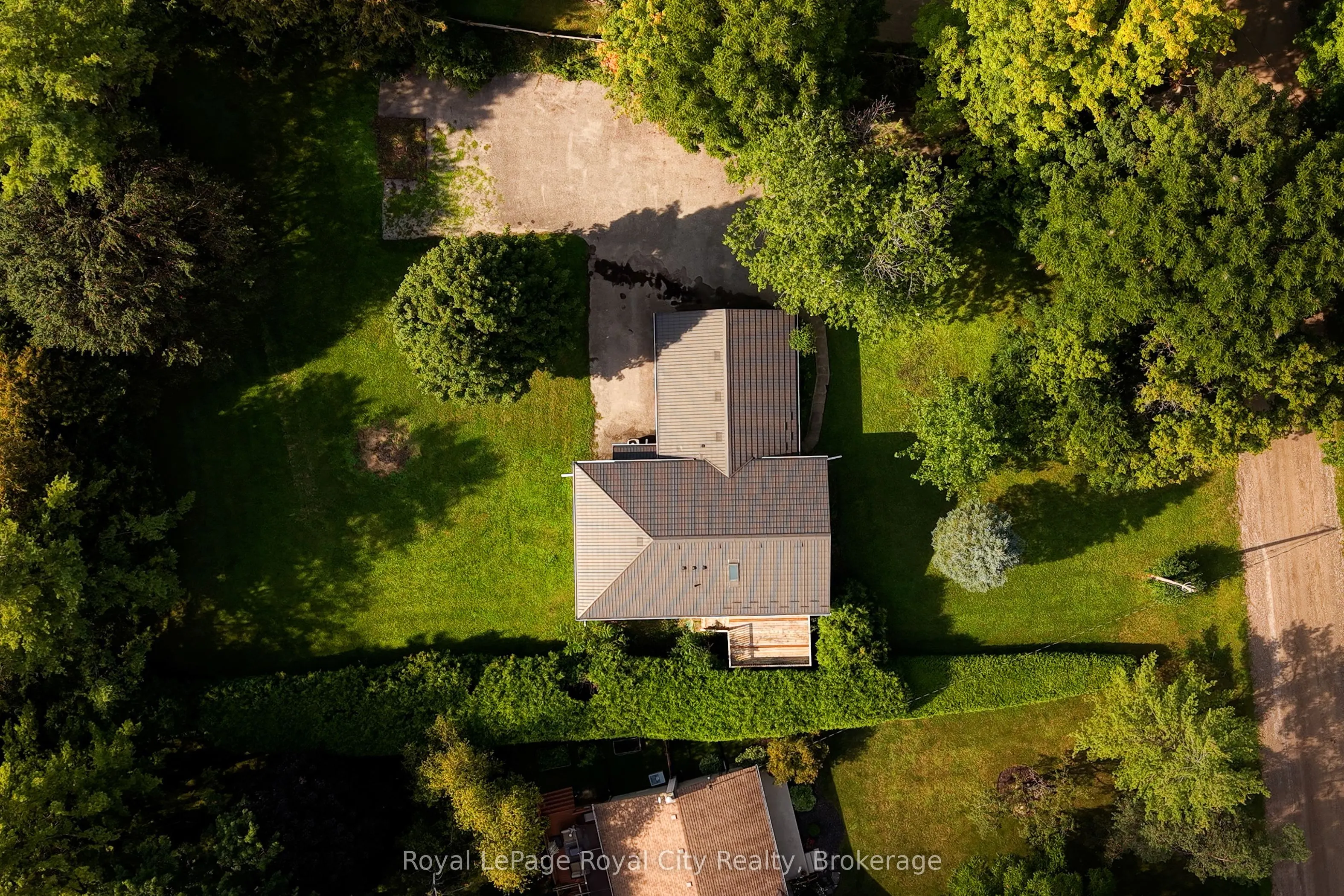 4452 Sideroad 20 N