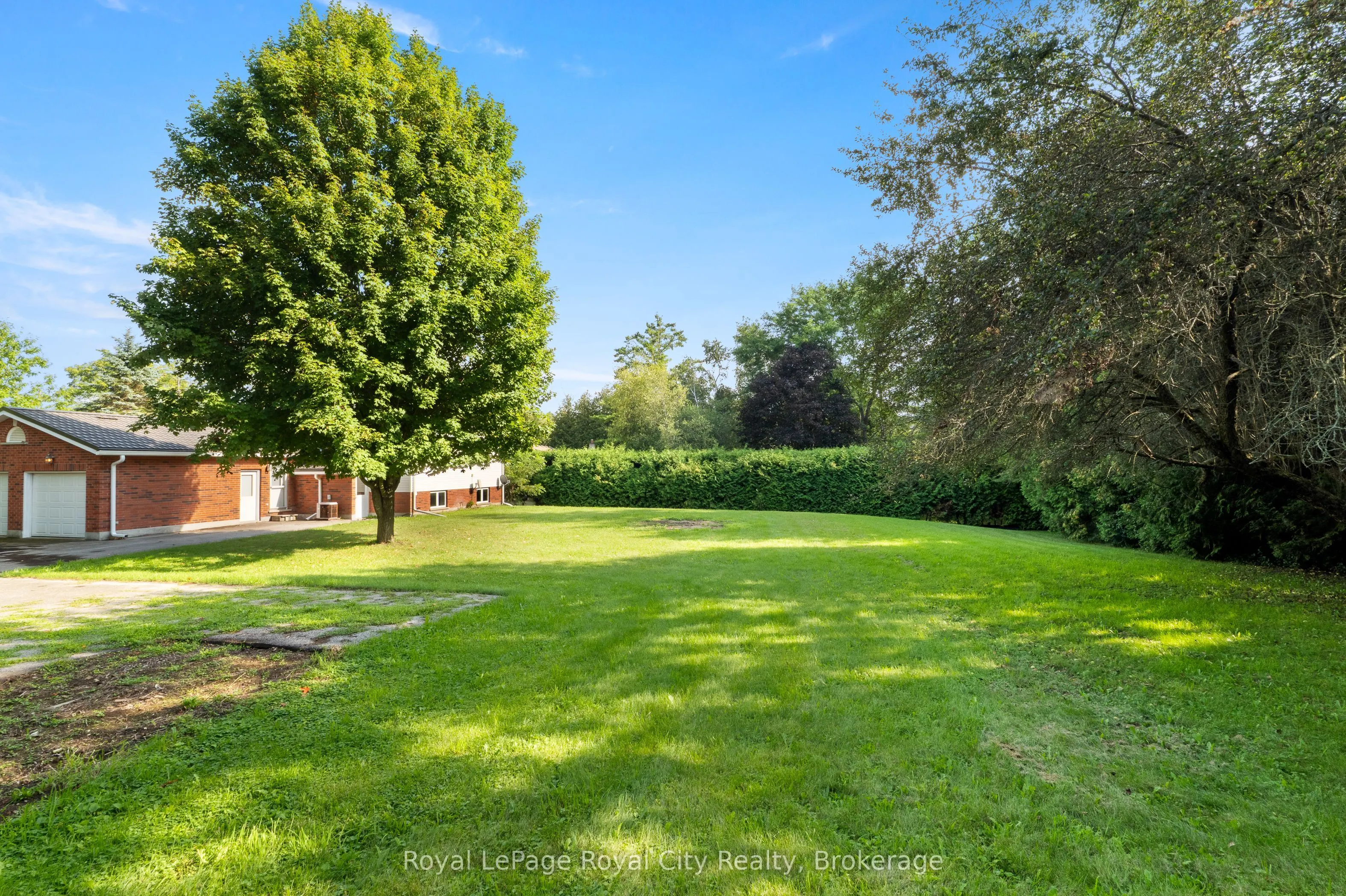 4452 Sideroad 20 N