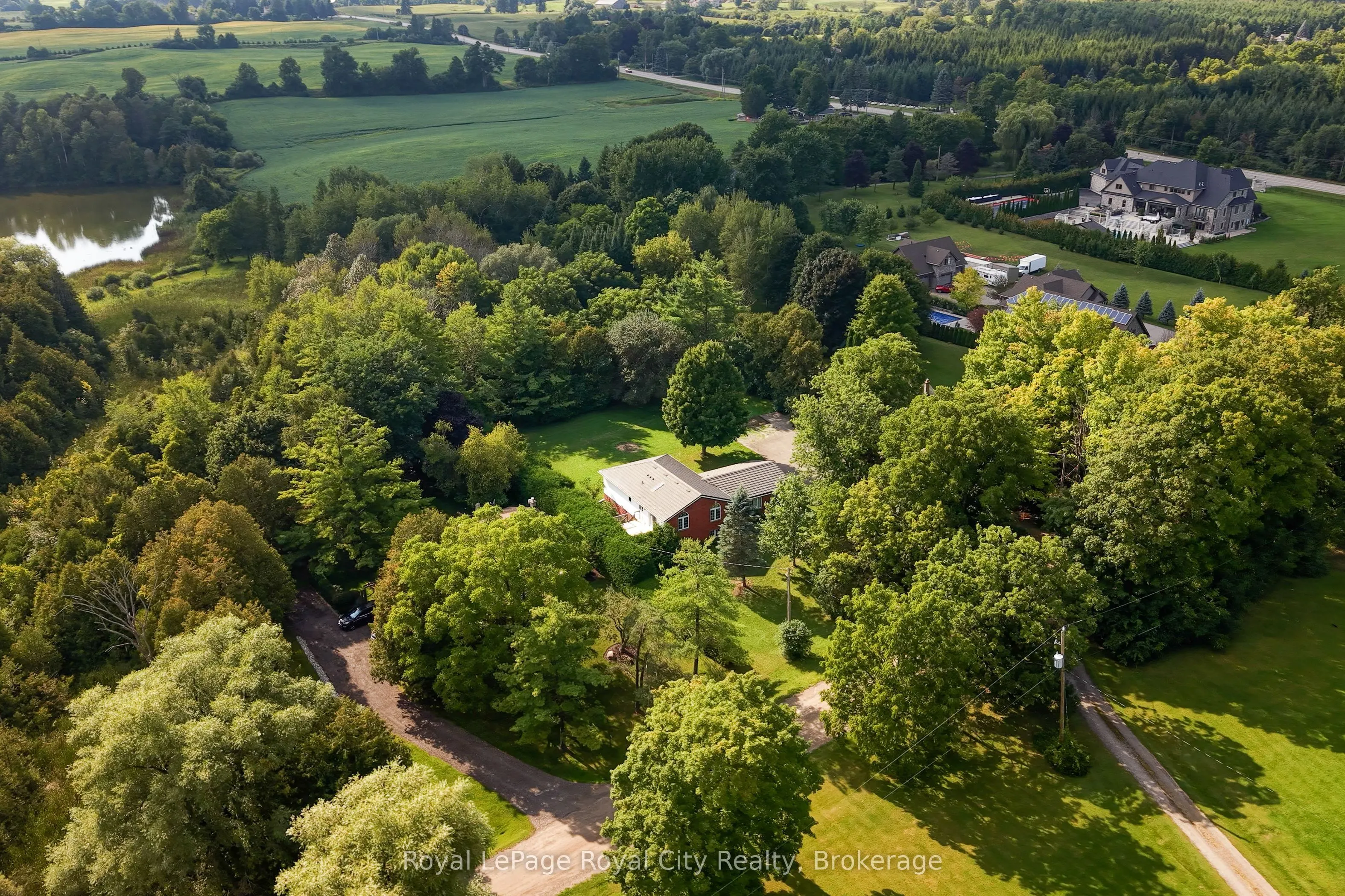 4452 Sideroad 20 N