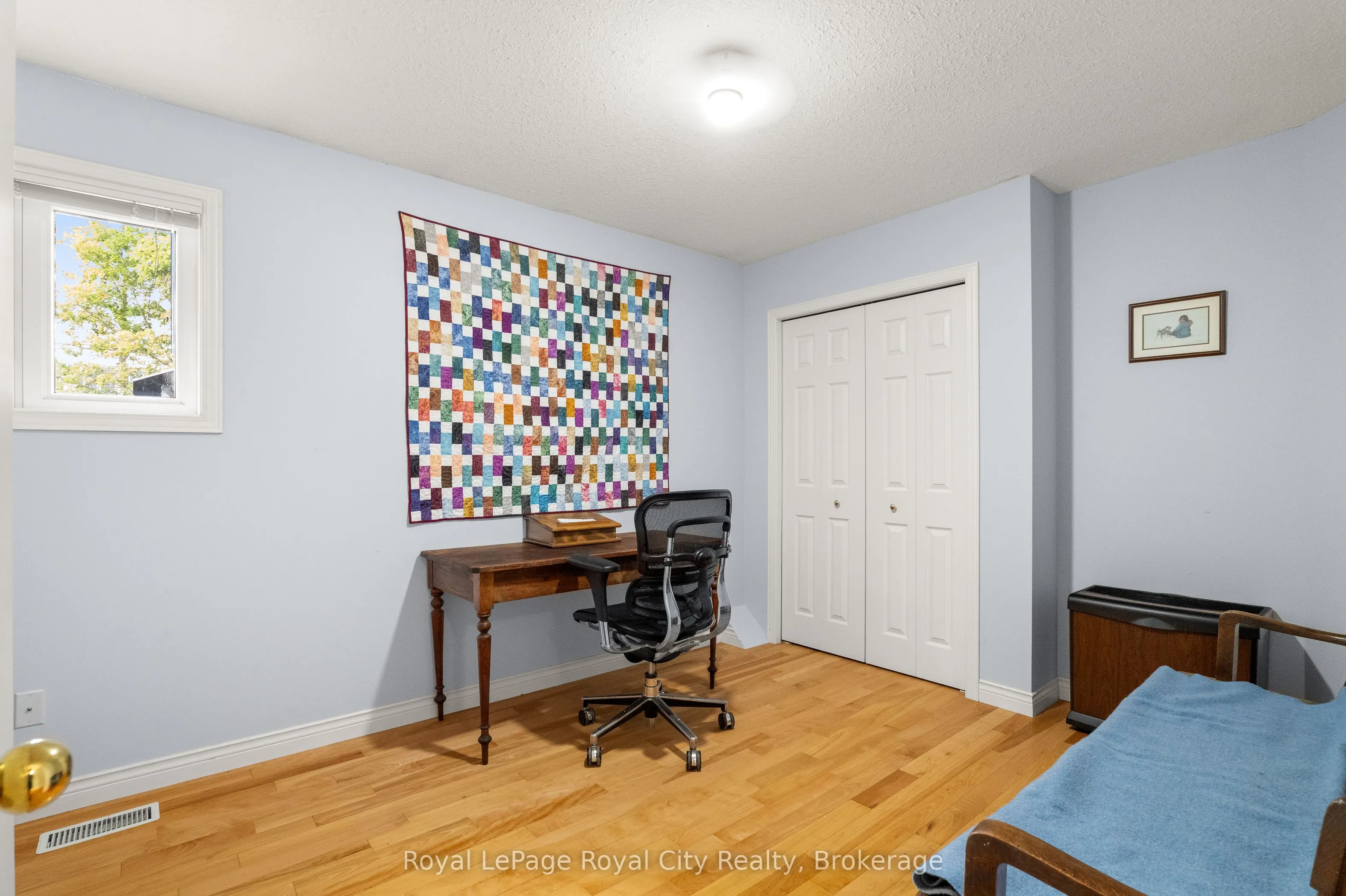 4452 Sideroad 20 N