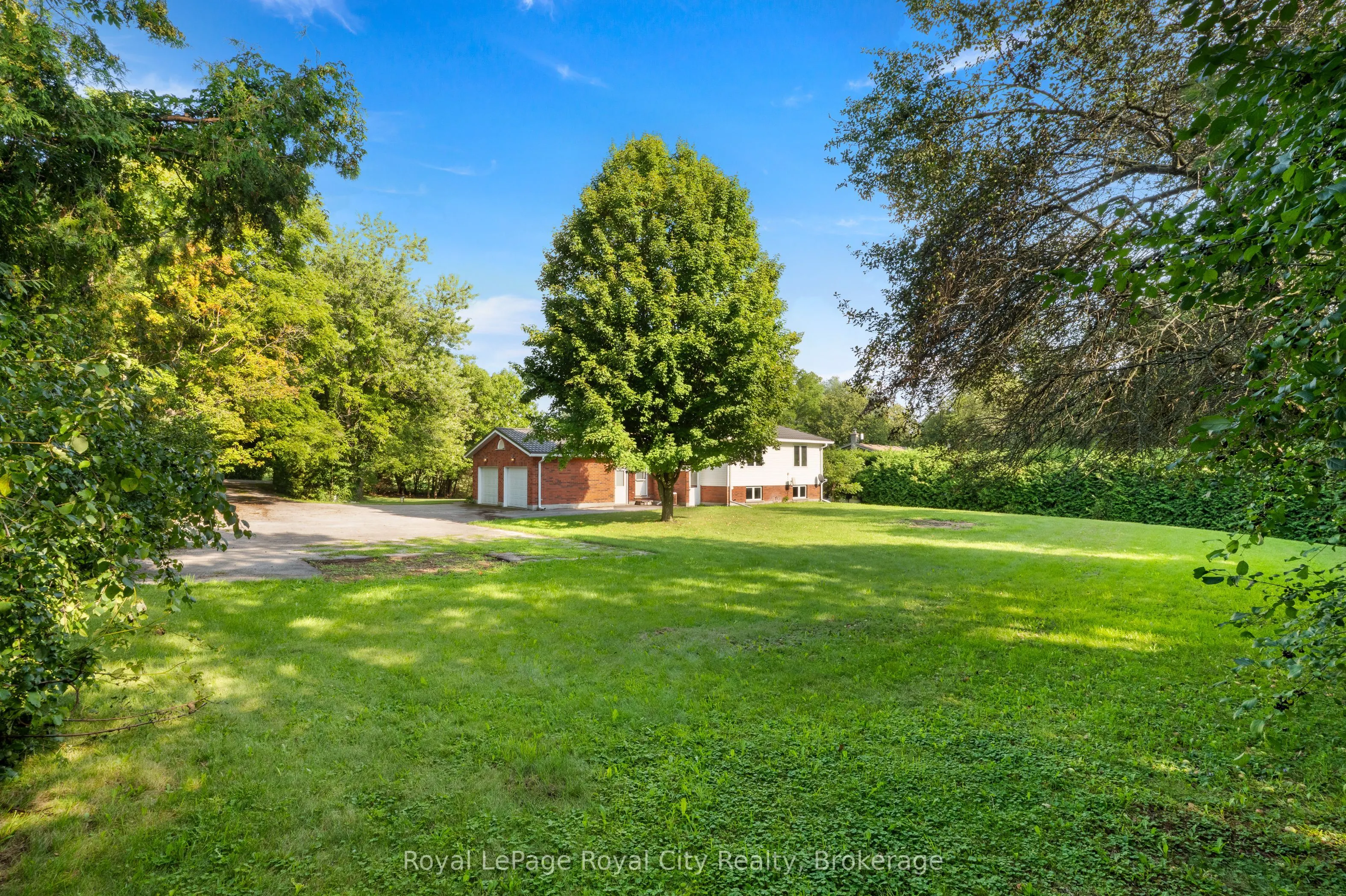 4452 Sideroad 20 N