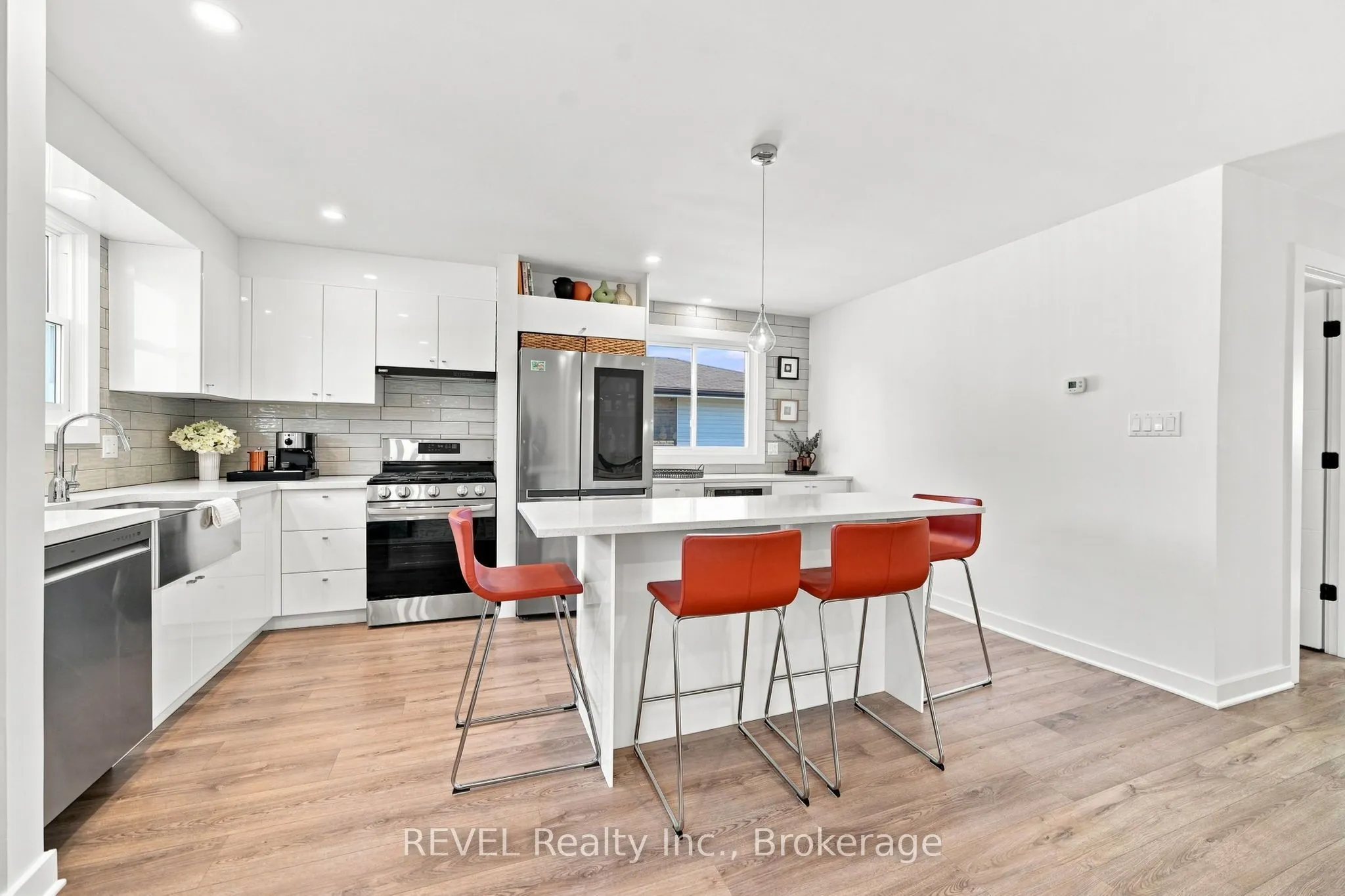 34 Oakwood Street
