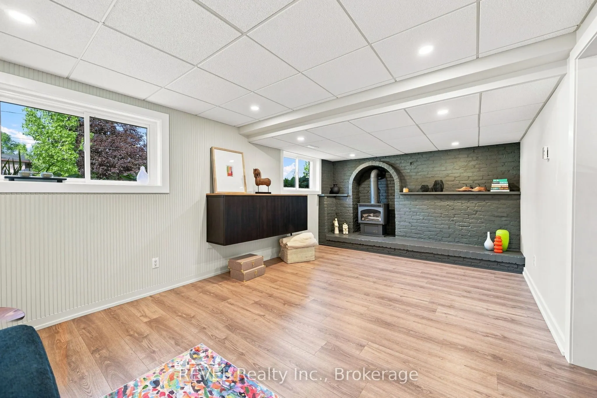 34 Oakwood Street
