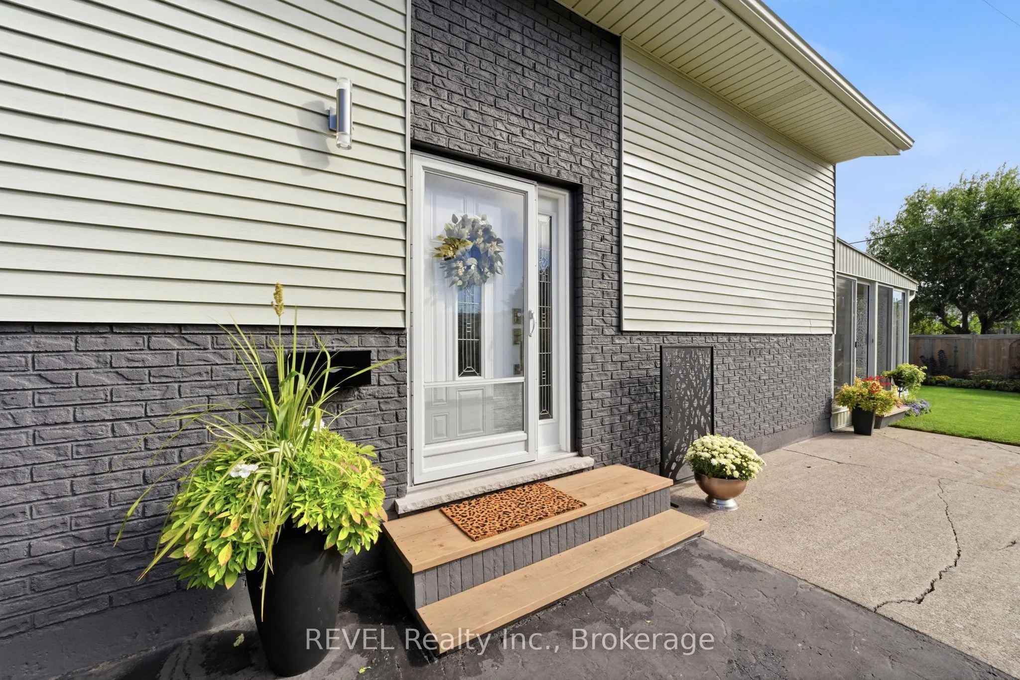 34 Oakwood Street