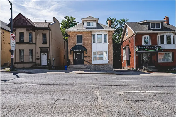 267 Main Street W
