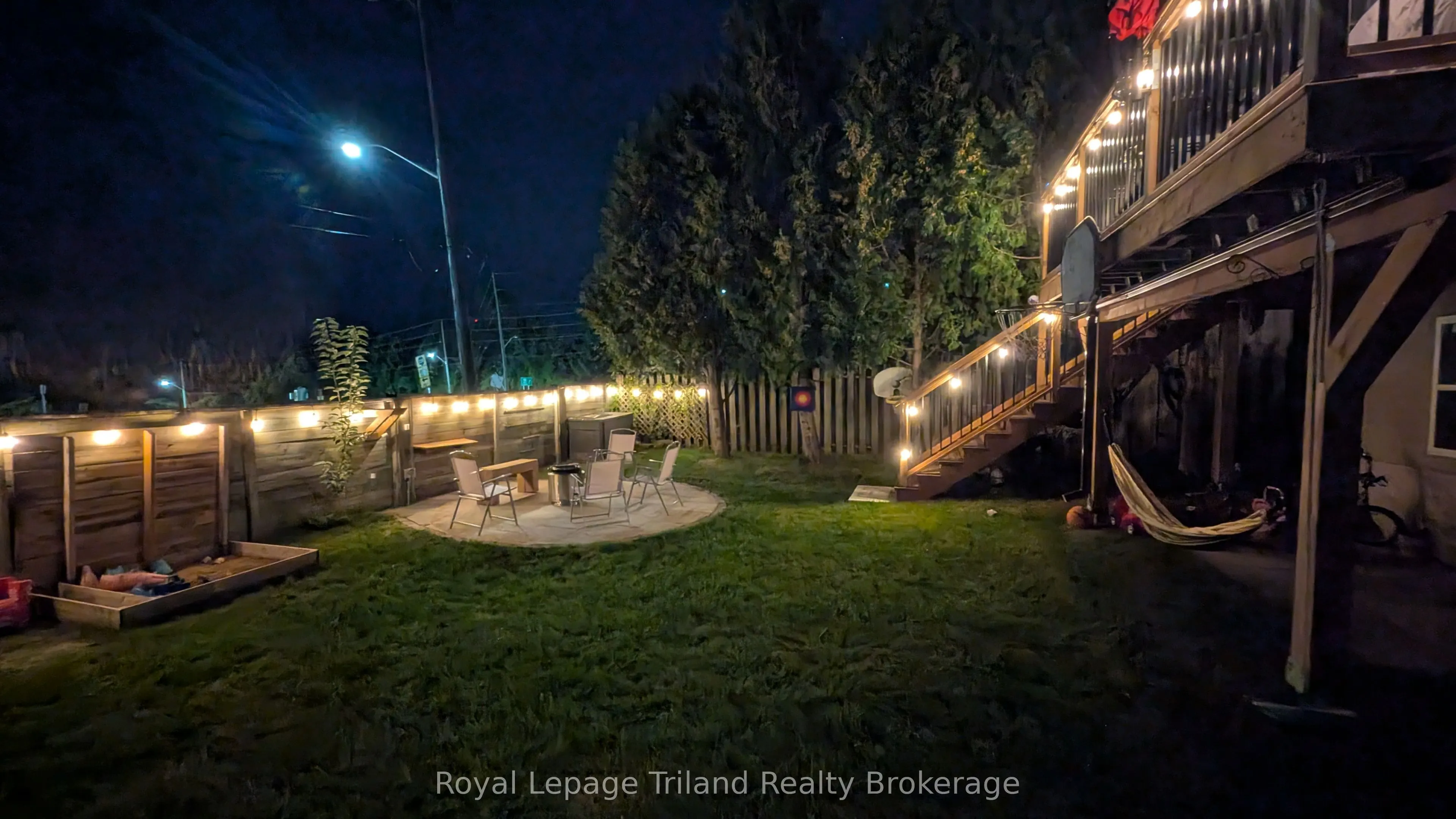 847 Hunters Gate Crescent