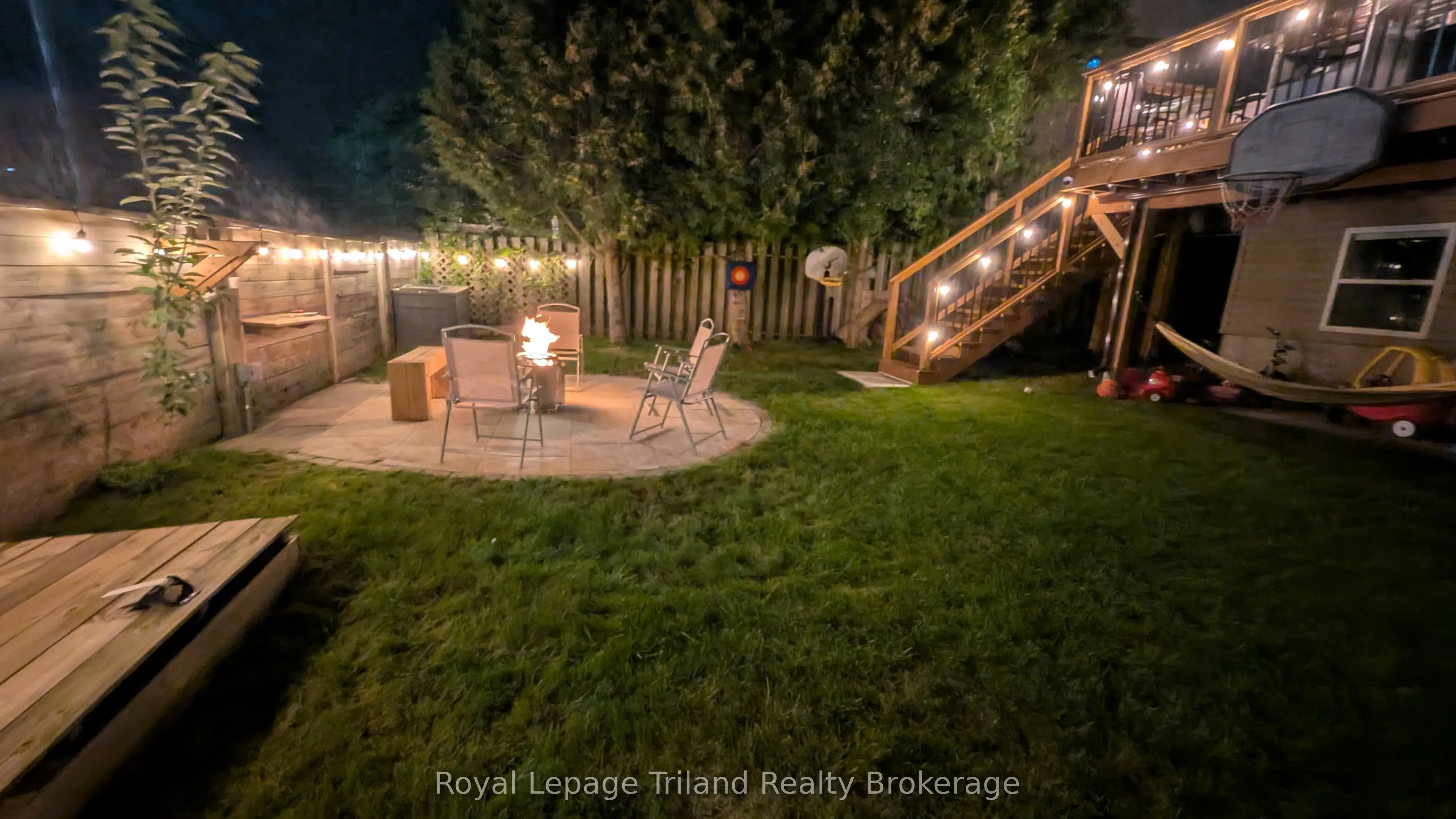 847 Hunters Gate Crescent